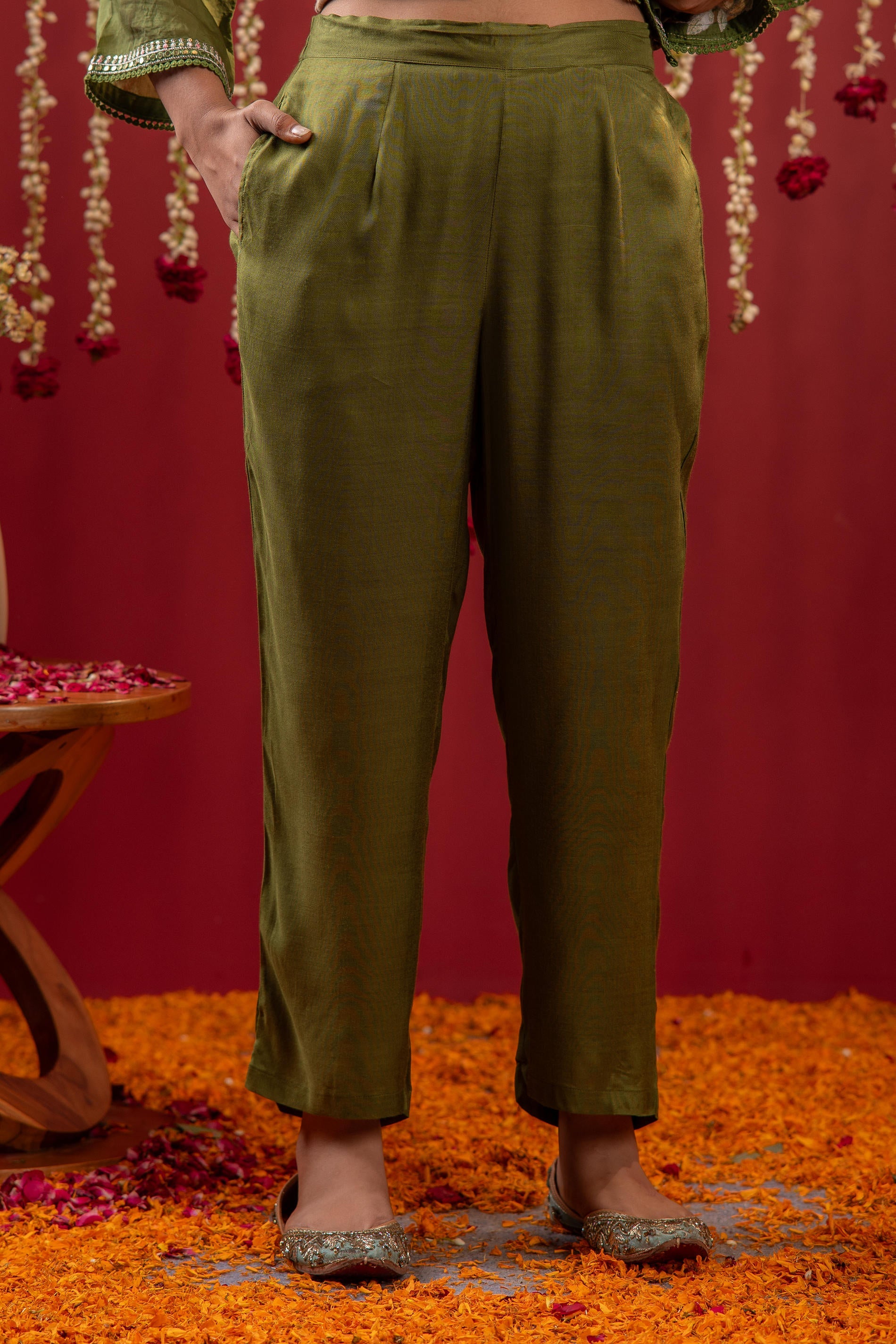 Mehndi Greenembroidered Kurta Set With Dupatta