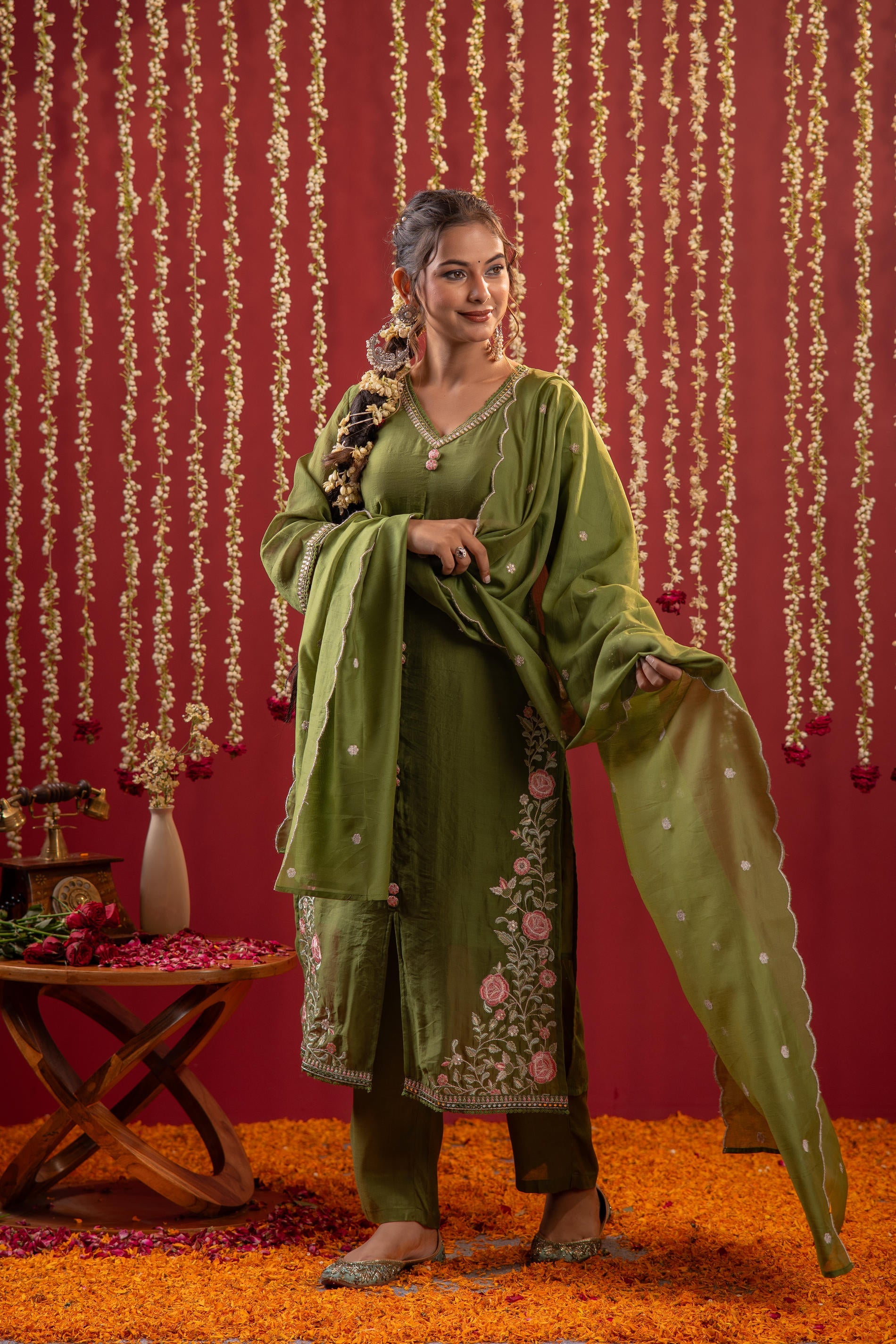 Mehndi Greenembroidered Kurta Set With Dupatta