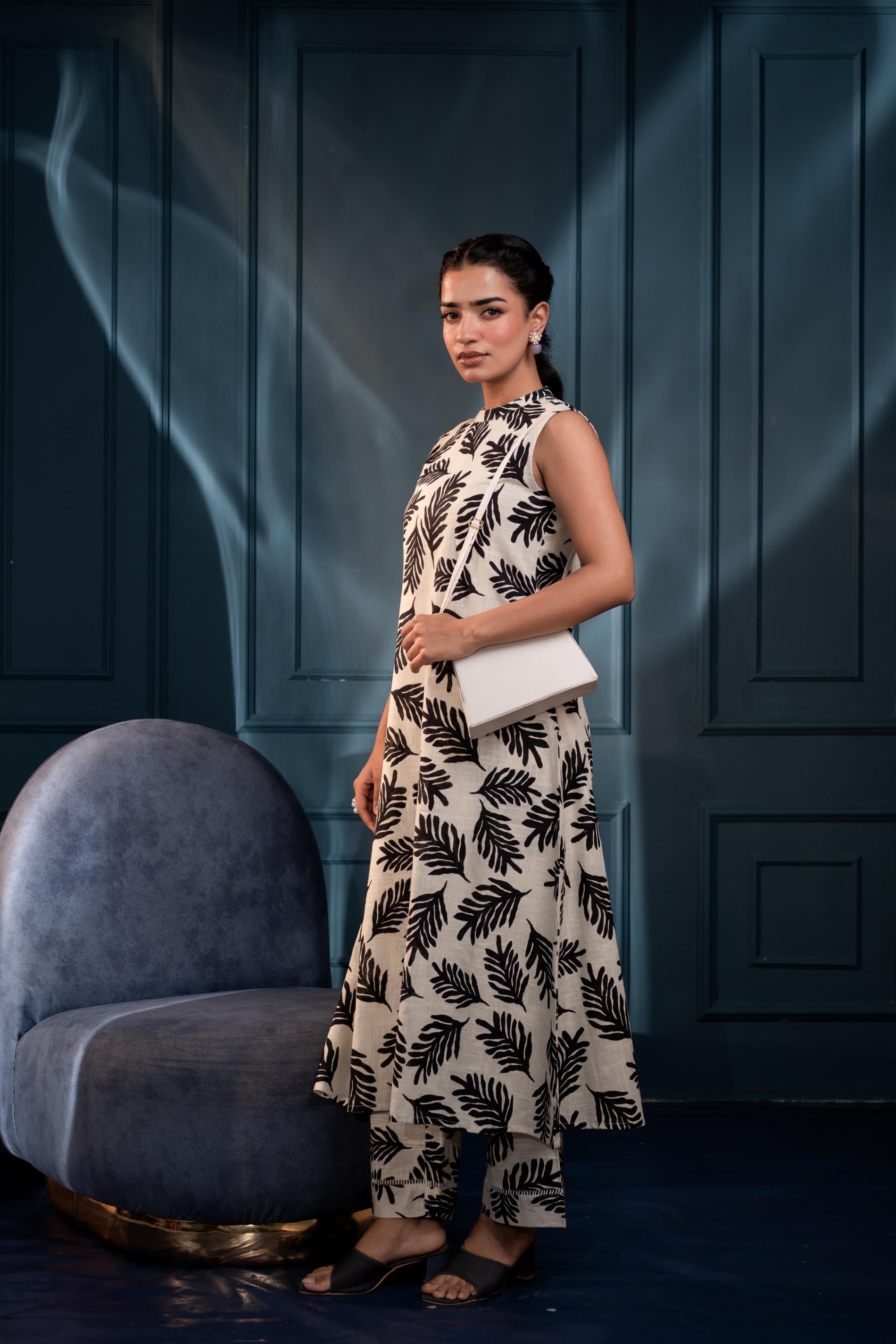 Women's Black Floral Cotton Co-ord Set with Kurta & Pants