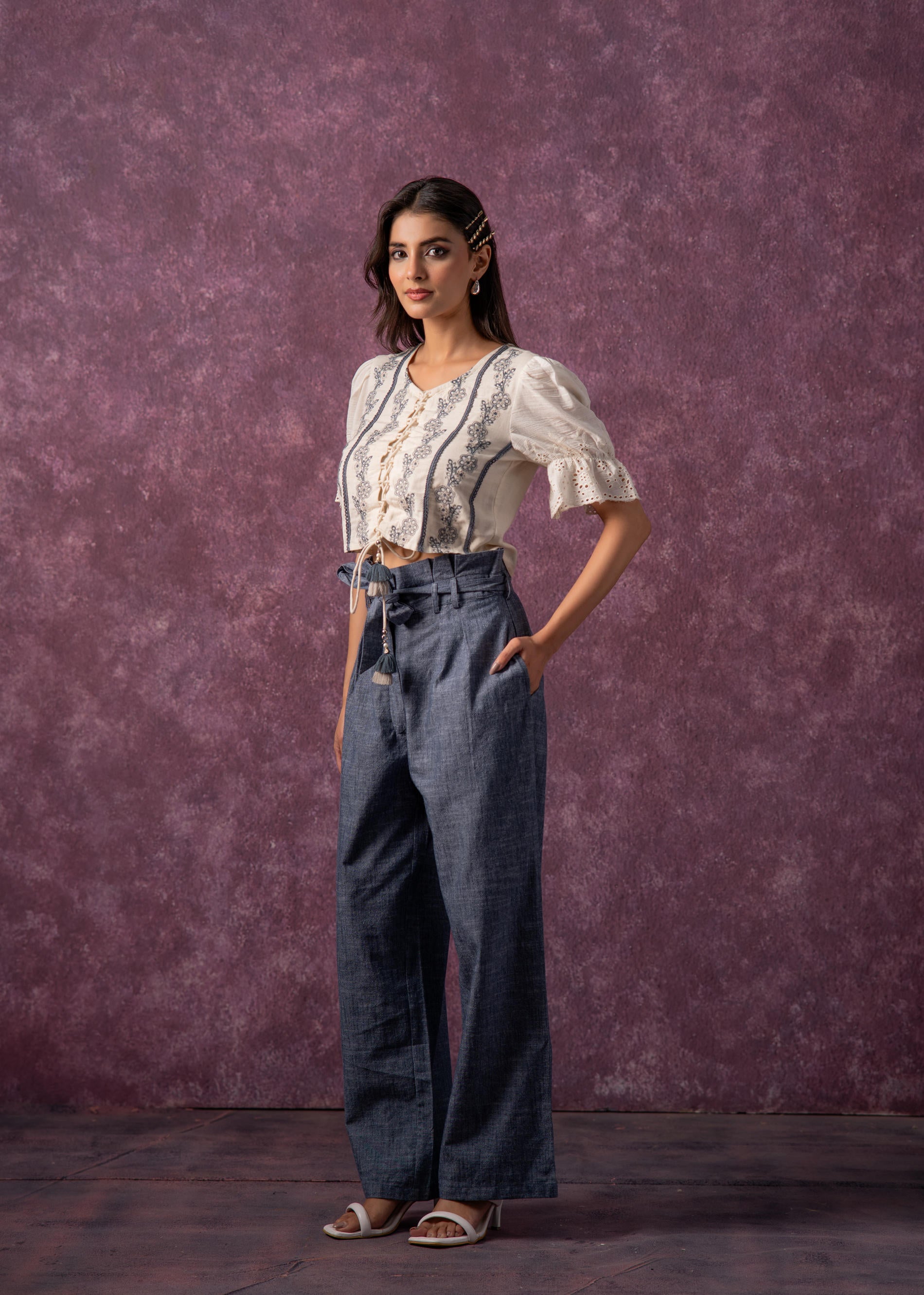 Women's Natural Solid Top with Pant Co-Ord Set with Thread Work