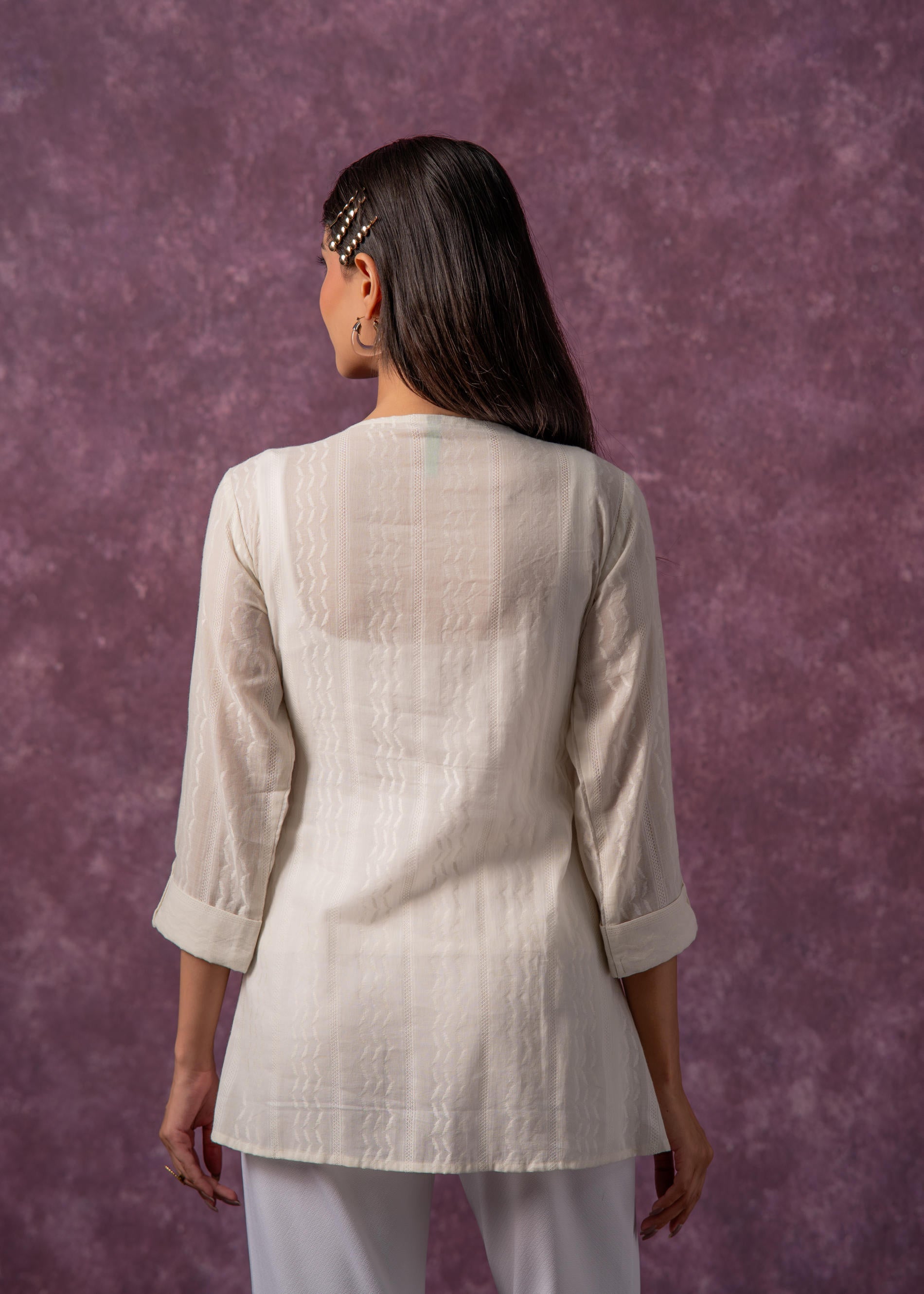 Women's Off-White Cotton Tunic with Thread & Mirror Work