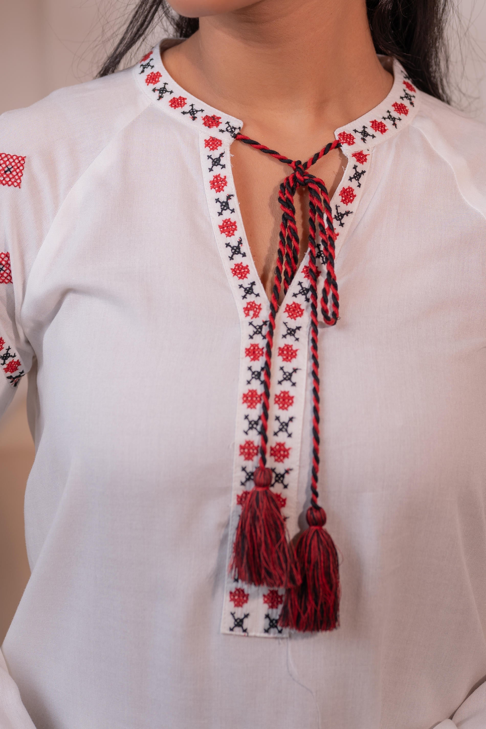 Lamora Off-White Boho Folk Peasant Top with Tassel Tie-Up Neck