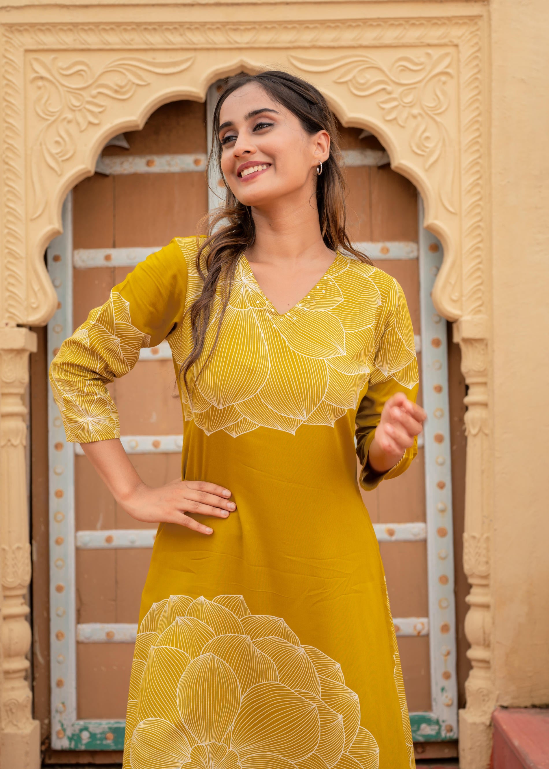 Women's Printed Mustard Blue Viscose Kurta With Pant