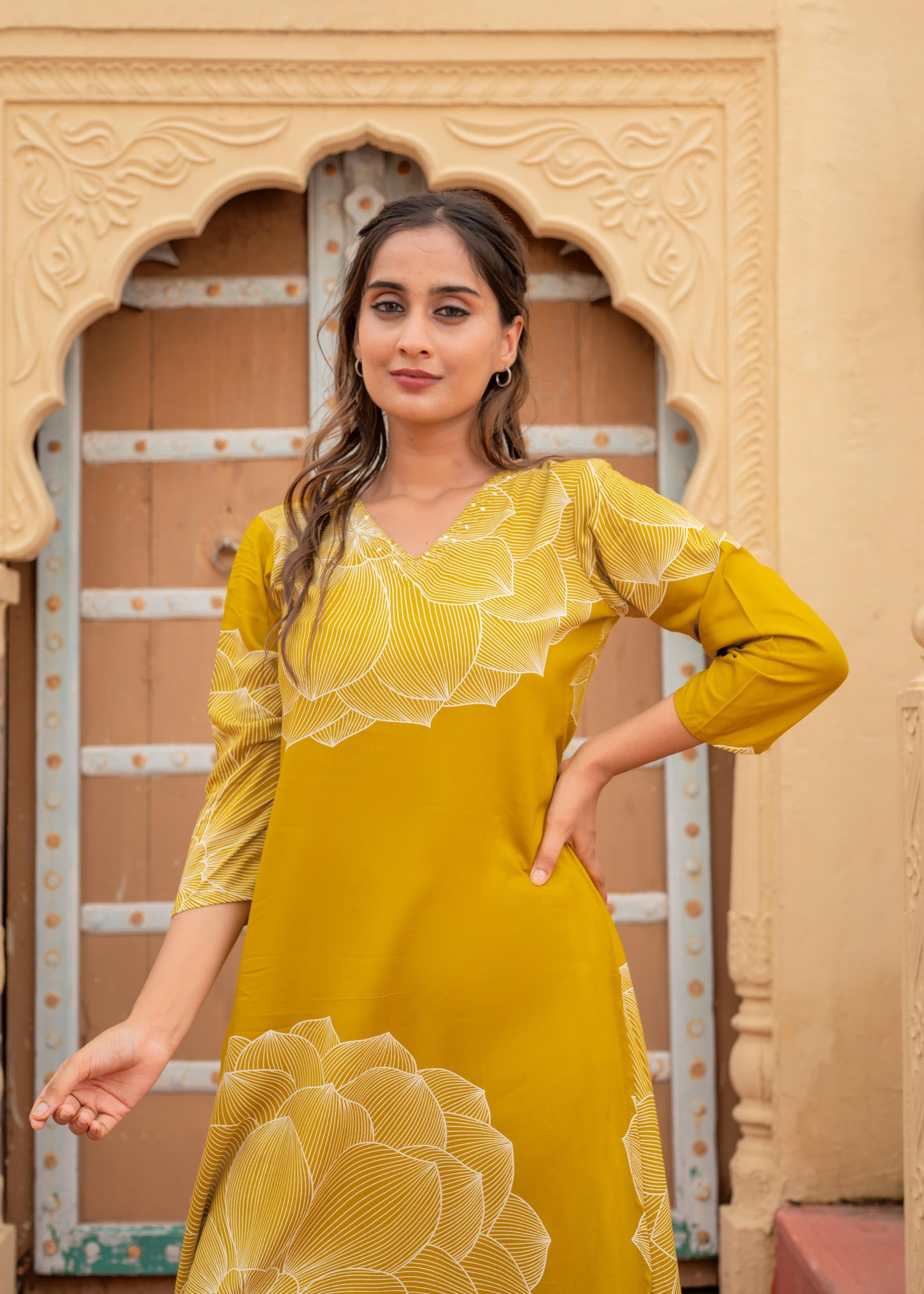 Women's Printed Mustard Blue Viscose Kurta With Pant