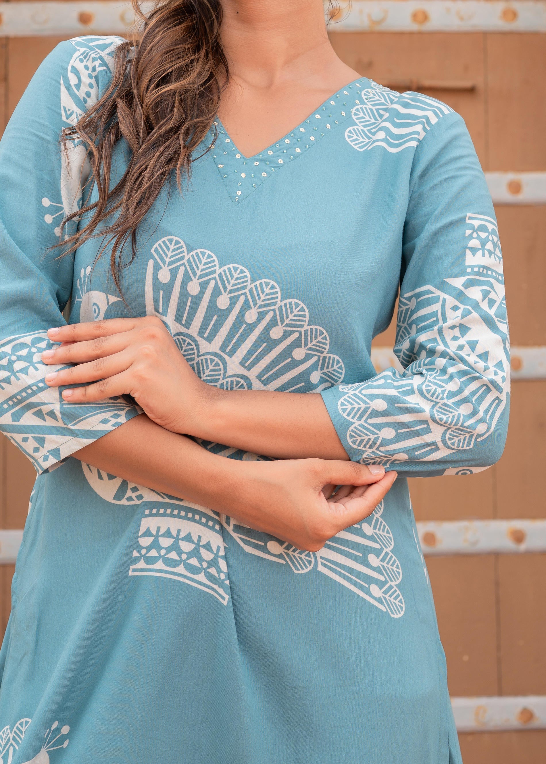 Women's Printed Powder Blue Viscose Kurta With Pant