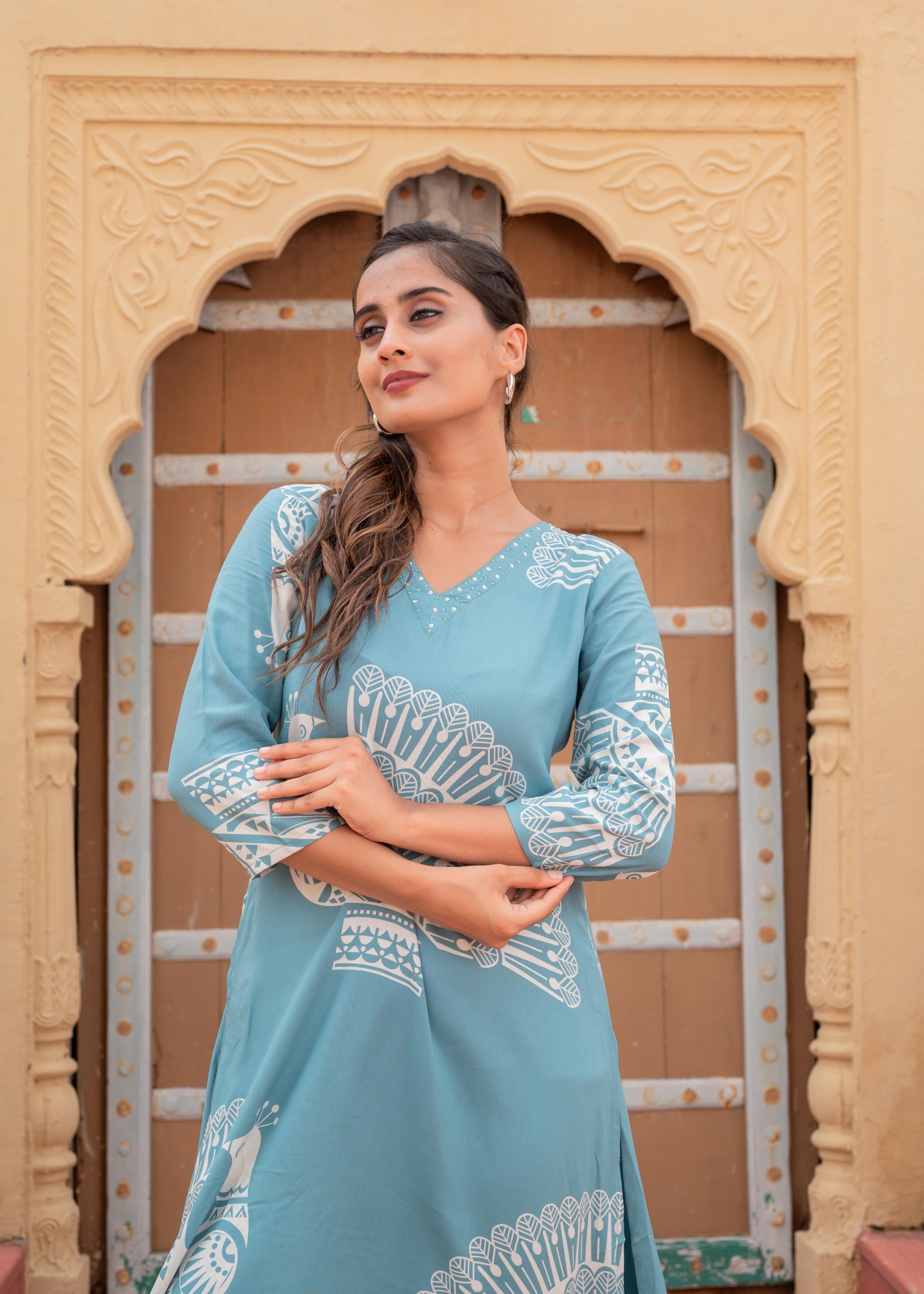 Women's Printed Powder Blue Viscose Kurta With Pant