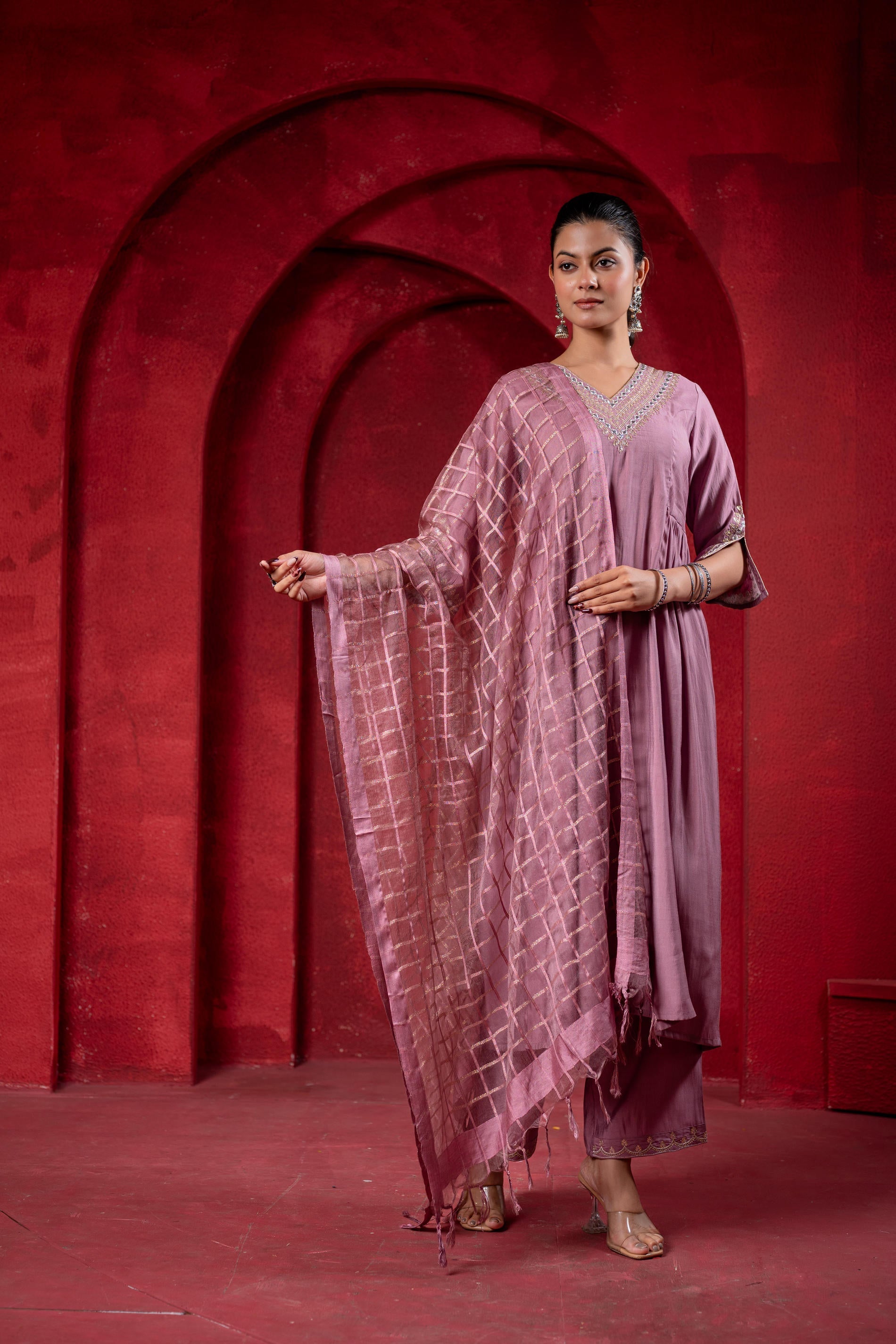 Onion Pink Elegance Chanderi Kurta Set with Geometric Dupatta