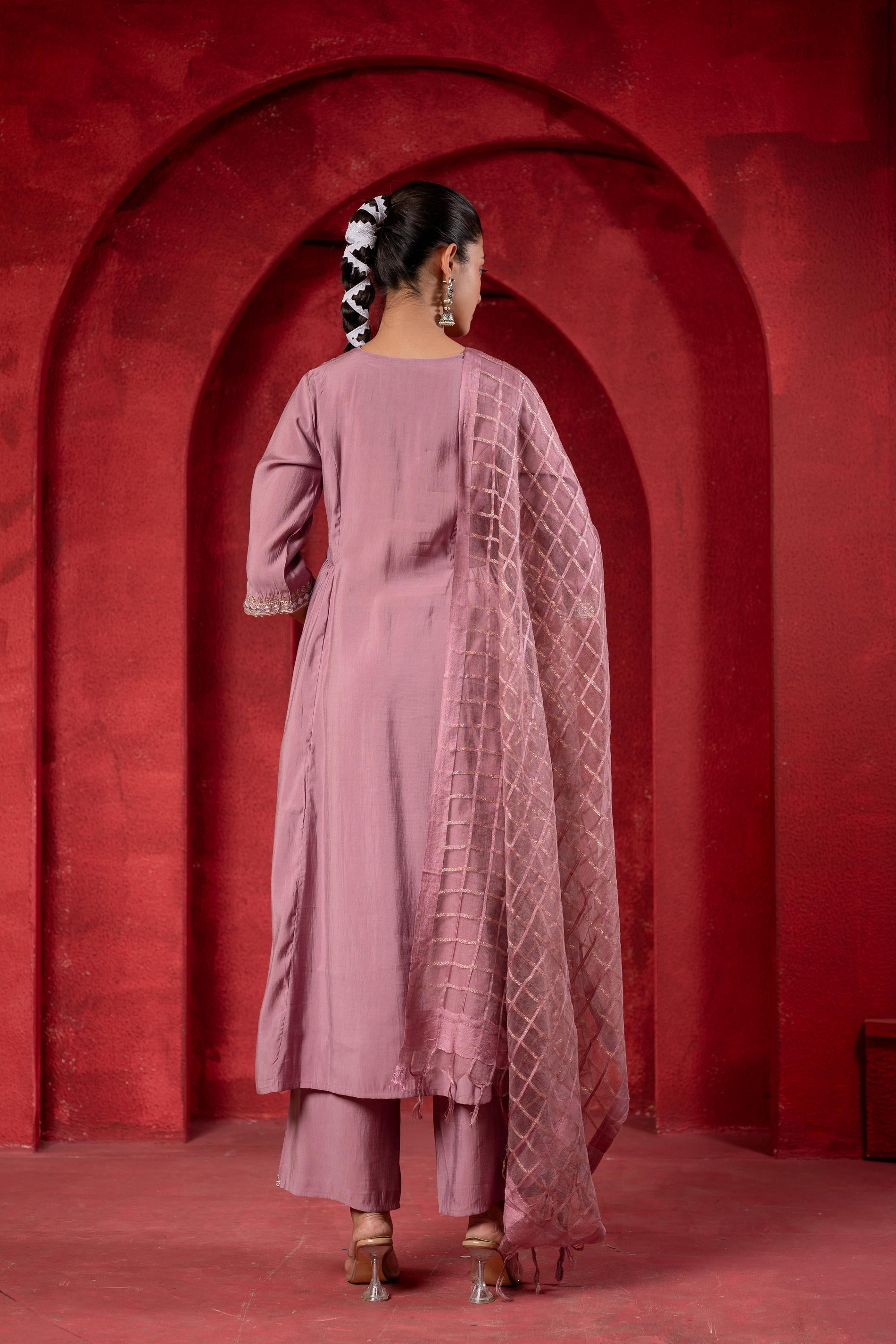 Onion Pink Elegance Chanderi Kurta Set with Geometric Dupatta