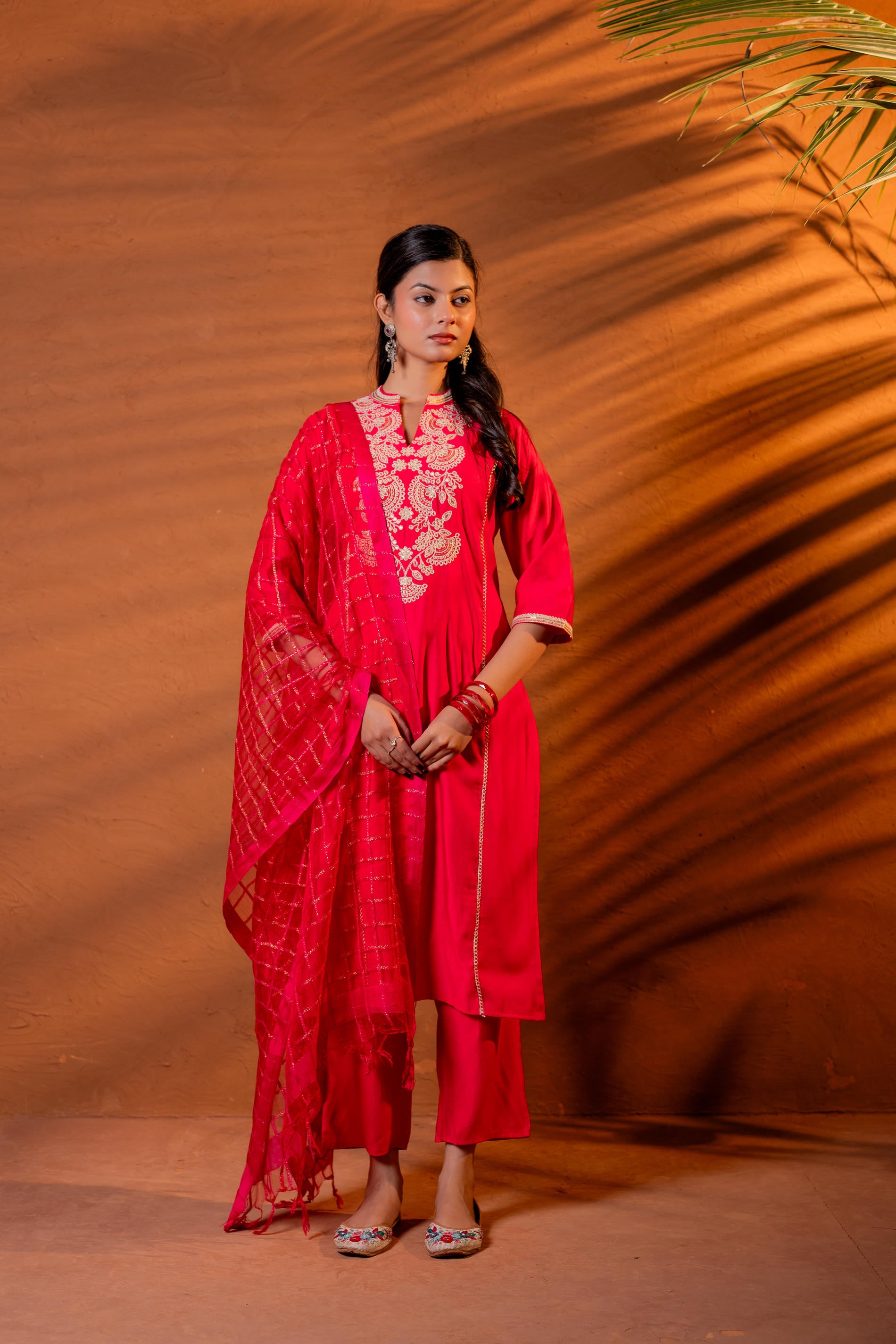 Fuchsia Embroidered Kurta Set with Zari Checked Dupatta