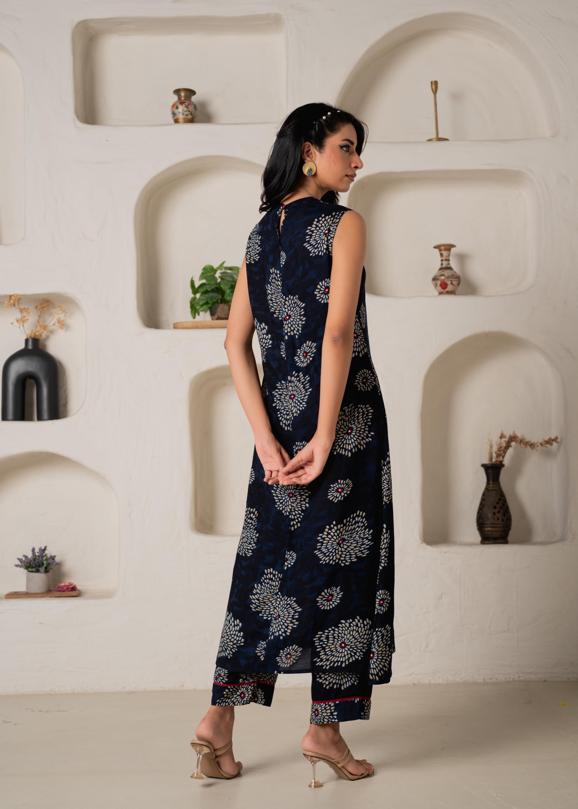 Women's Navy Floral Printed Kurta with Pant Set