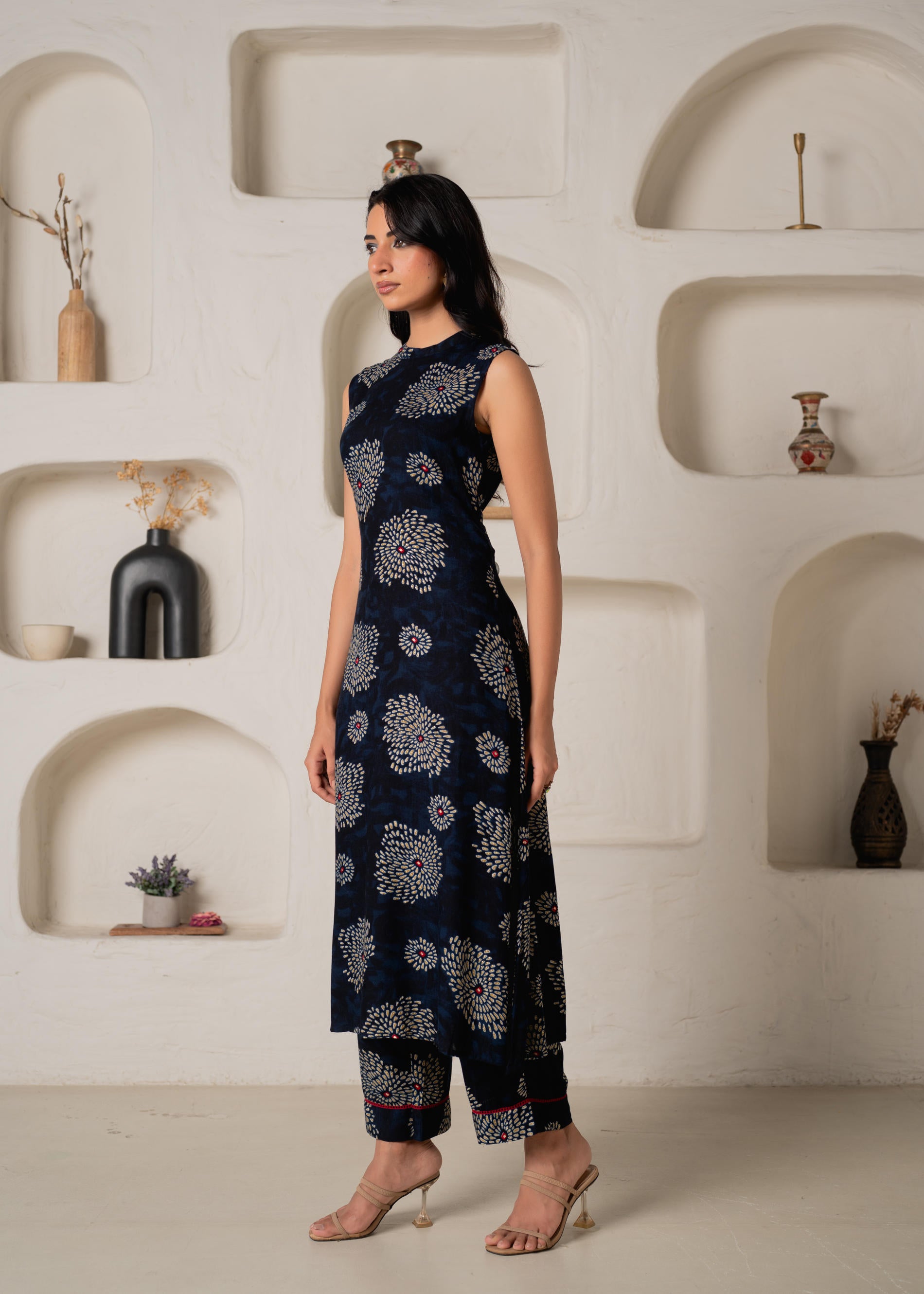 Women's Navy Floral Printed Kurta with Pant Set