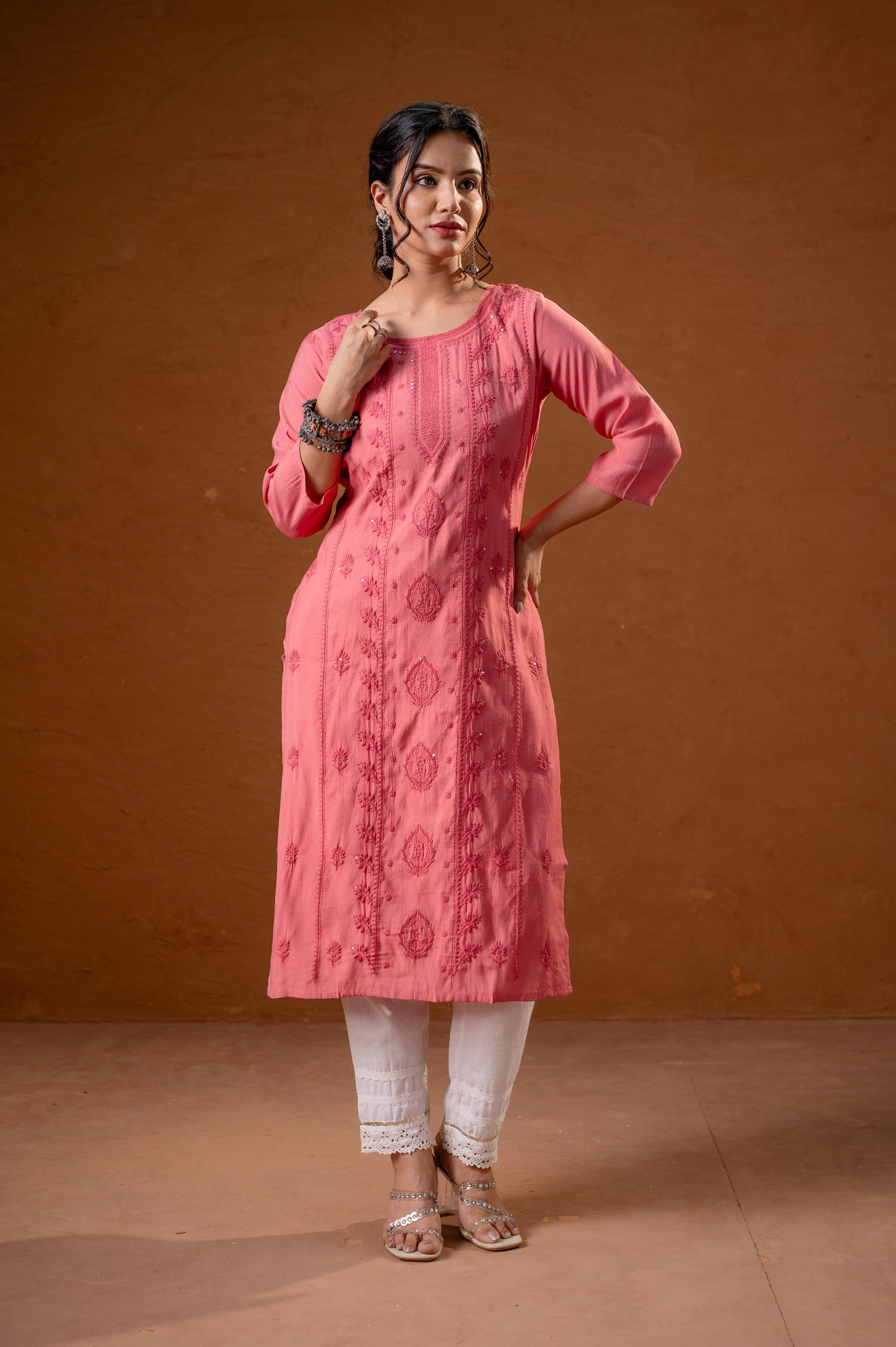 RoeGold Embroidered Kurta