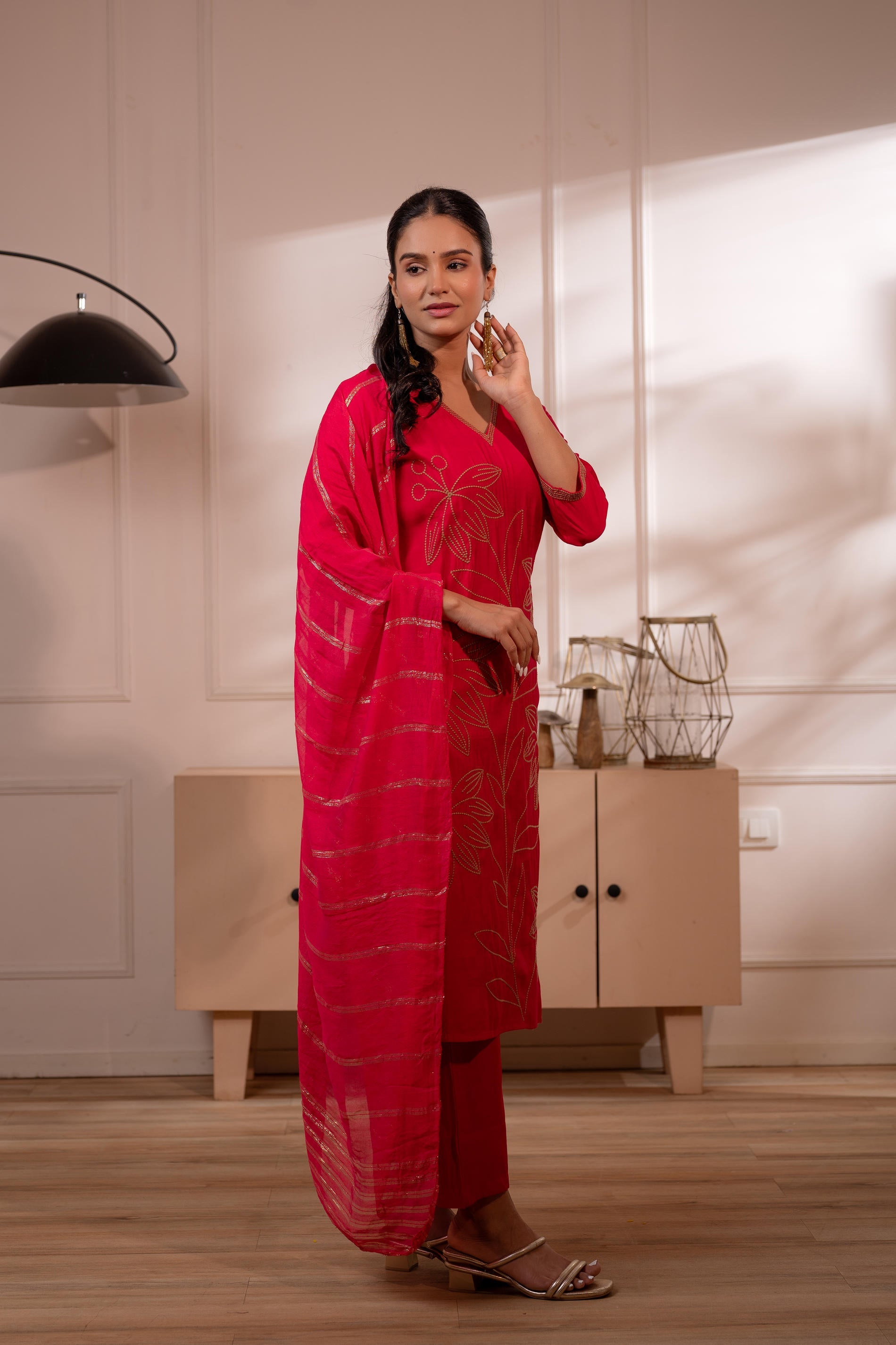 Fuchsia Solid Embroidered Straight Kurta Pant and Dupatta Set with Thread Work