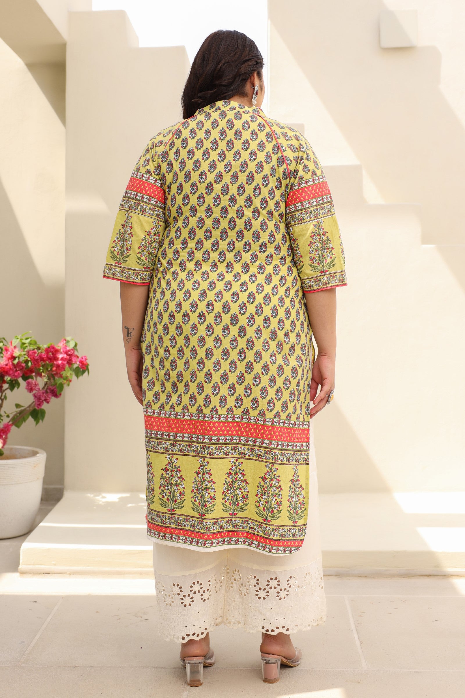 Juniper The Madhubala Women Lime Green Ethnic Motif Printed High Low Cotton Plus Size Kurta With Kaudis Tassels & Contract Piping