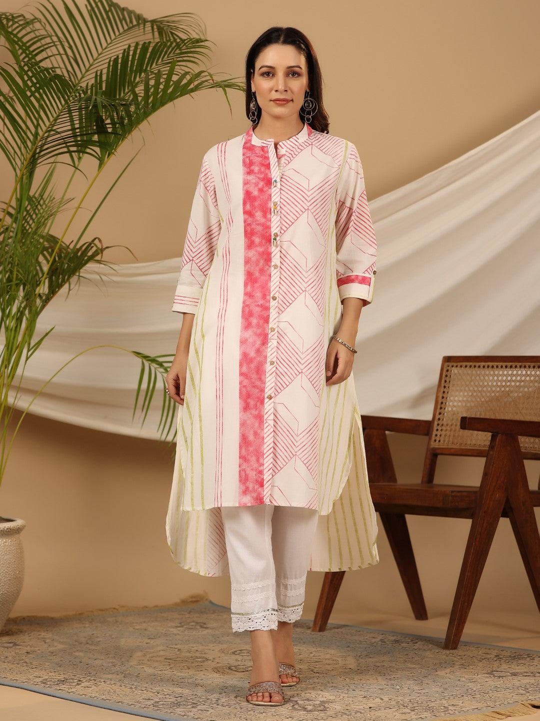 Juniper Women Multi-Coloured Cotton Cambric Printed High- Low Straight Kurta