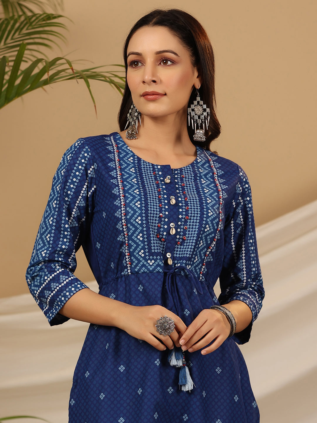 Juniper The Madhubala Women Blue Geometric Printed Rayon Kurta With Contrast Beadwork Sequins & Tassels