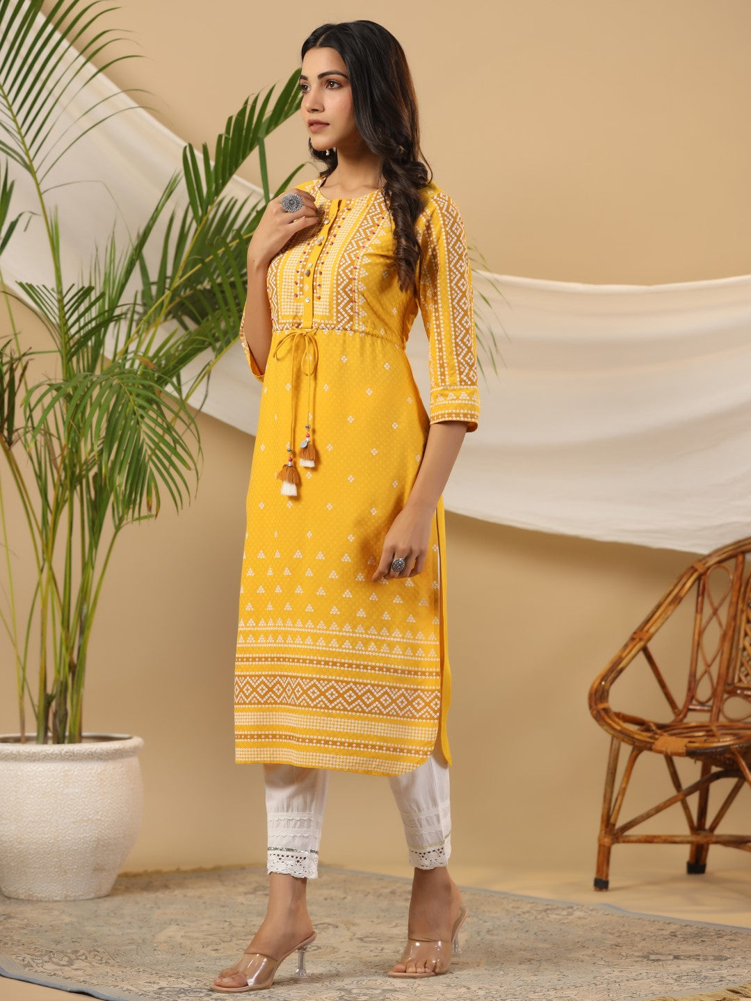 Juniper The Madhubala Women Mustard Geometric Printed Rayon Kurta With Contrast Beadwork Sequins & Tassels