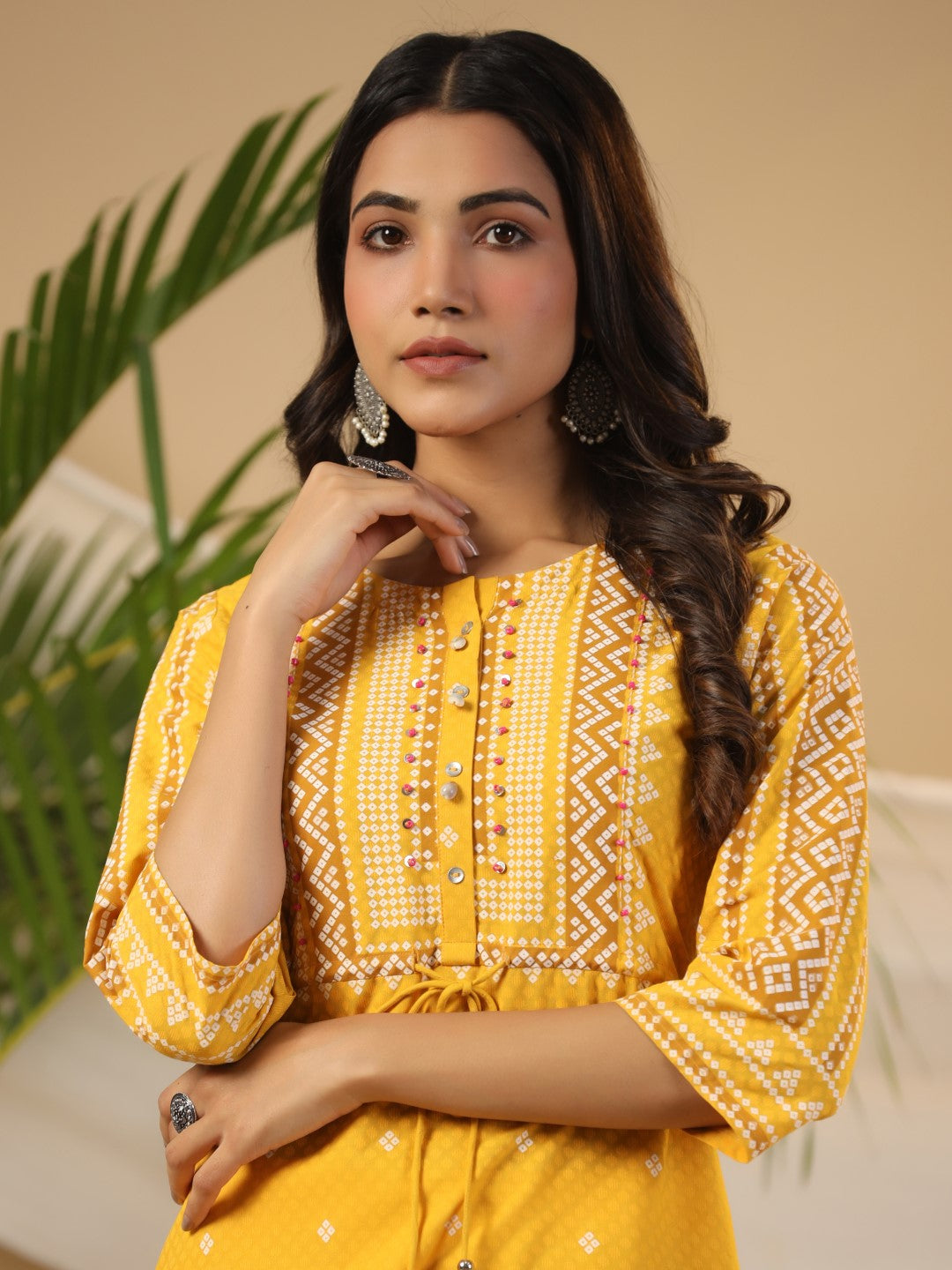 Juniper The Madhubala Women Mustard Geometric Printed Rayon Kurta With Contrast Beadwork Sequins & Tassels