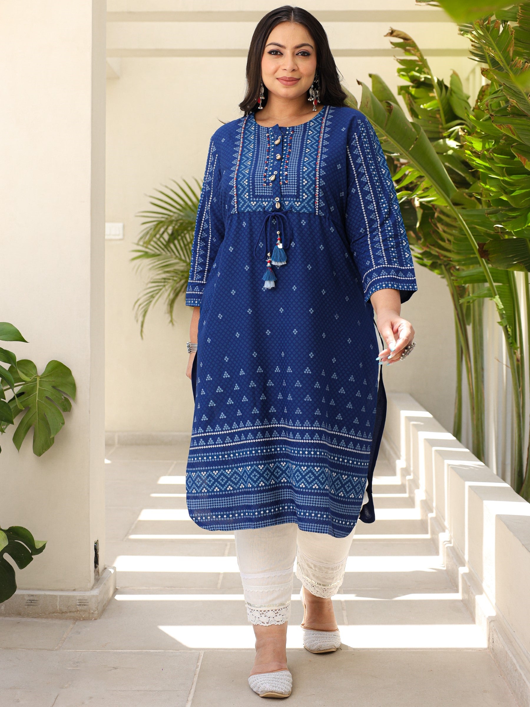 Juniper The Madhubala Women Blue Geometric Printed Rayon Plus Size Kurta With Contrast Beadwork Sequins & Tassels