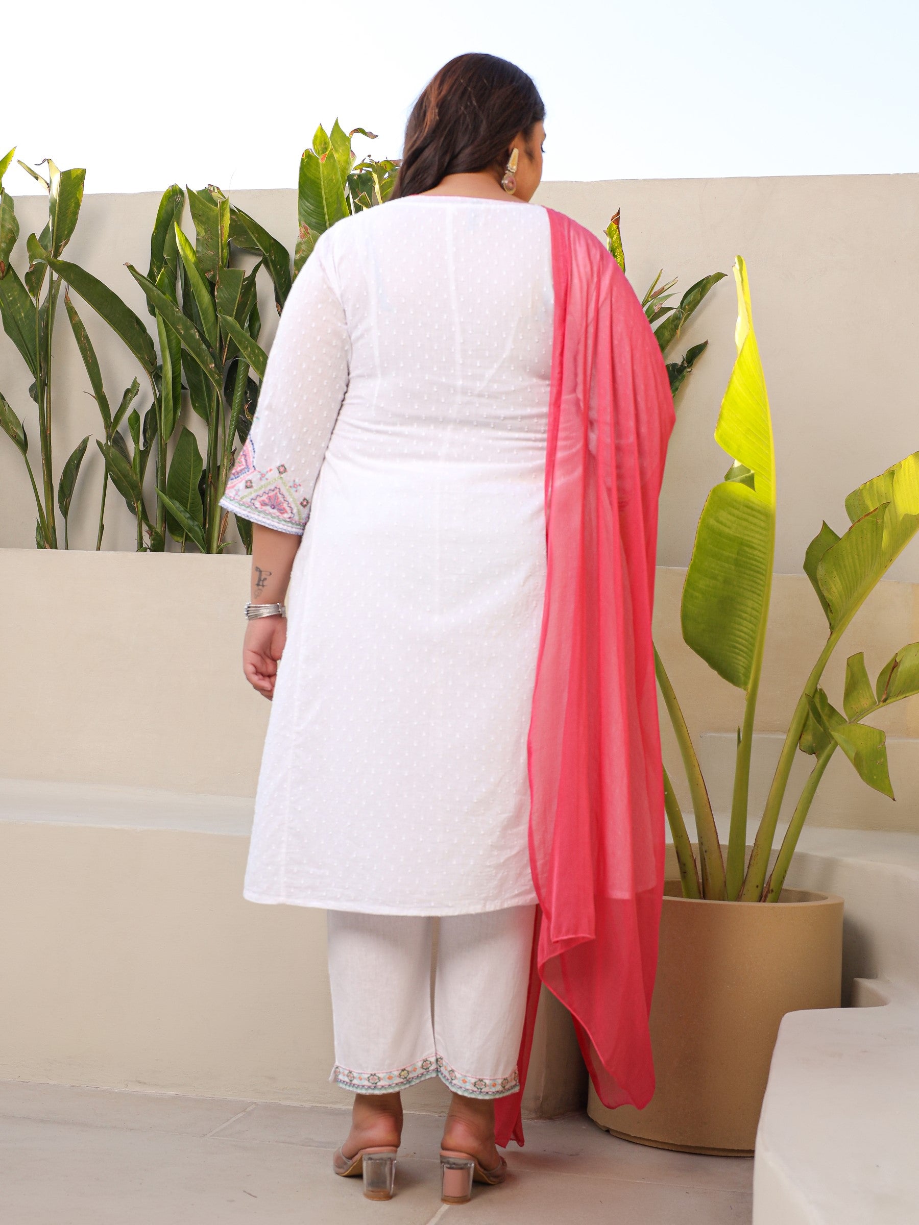 Juniper White Geometric Printed Cotton Dobby Plus Size Kurta Pants & Dupatta Set With Threaded Embroidery (3-Pcs)