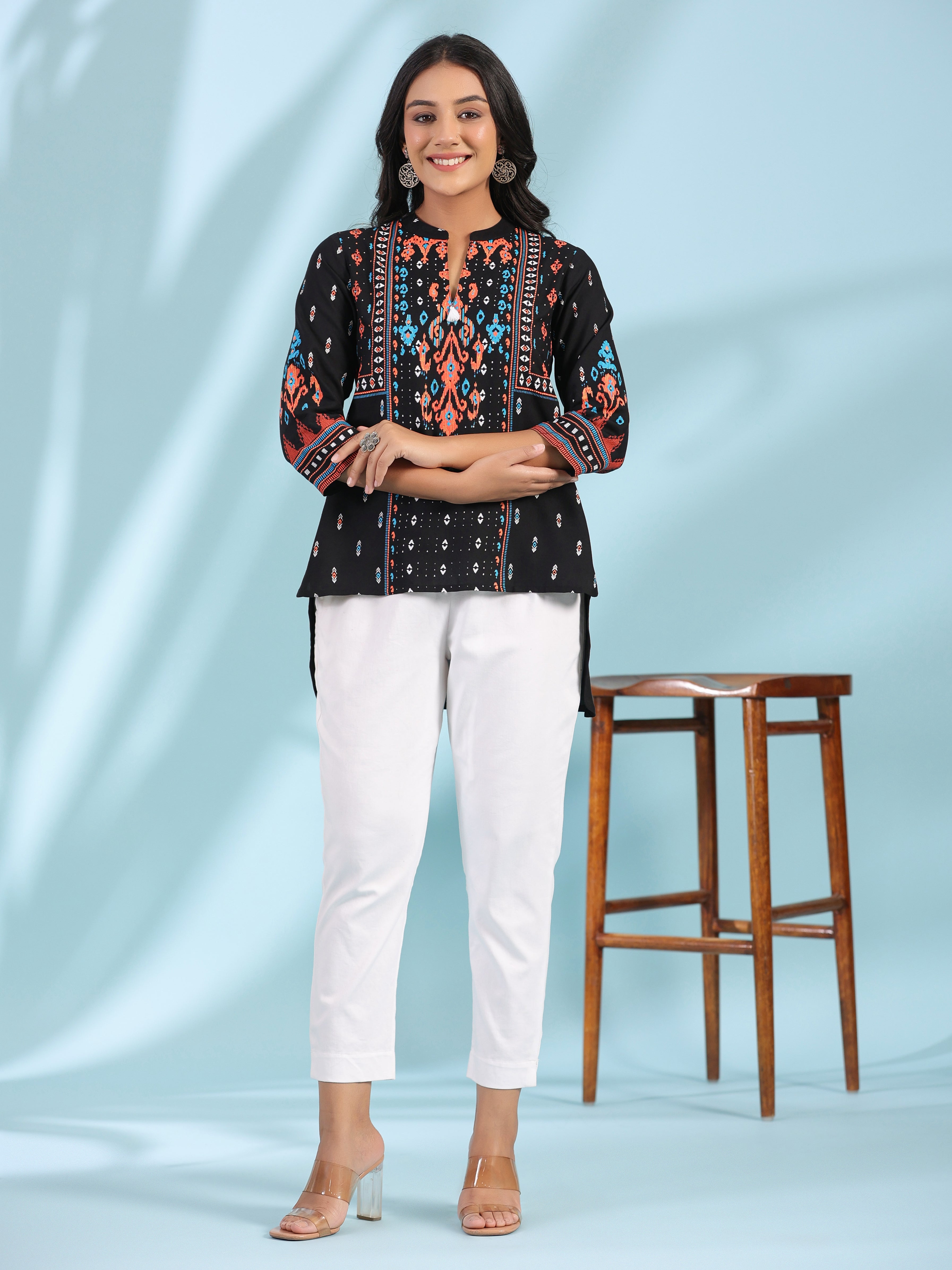 Juniper Women Black LIVA Rayon Printed Tunic