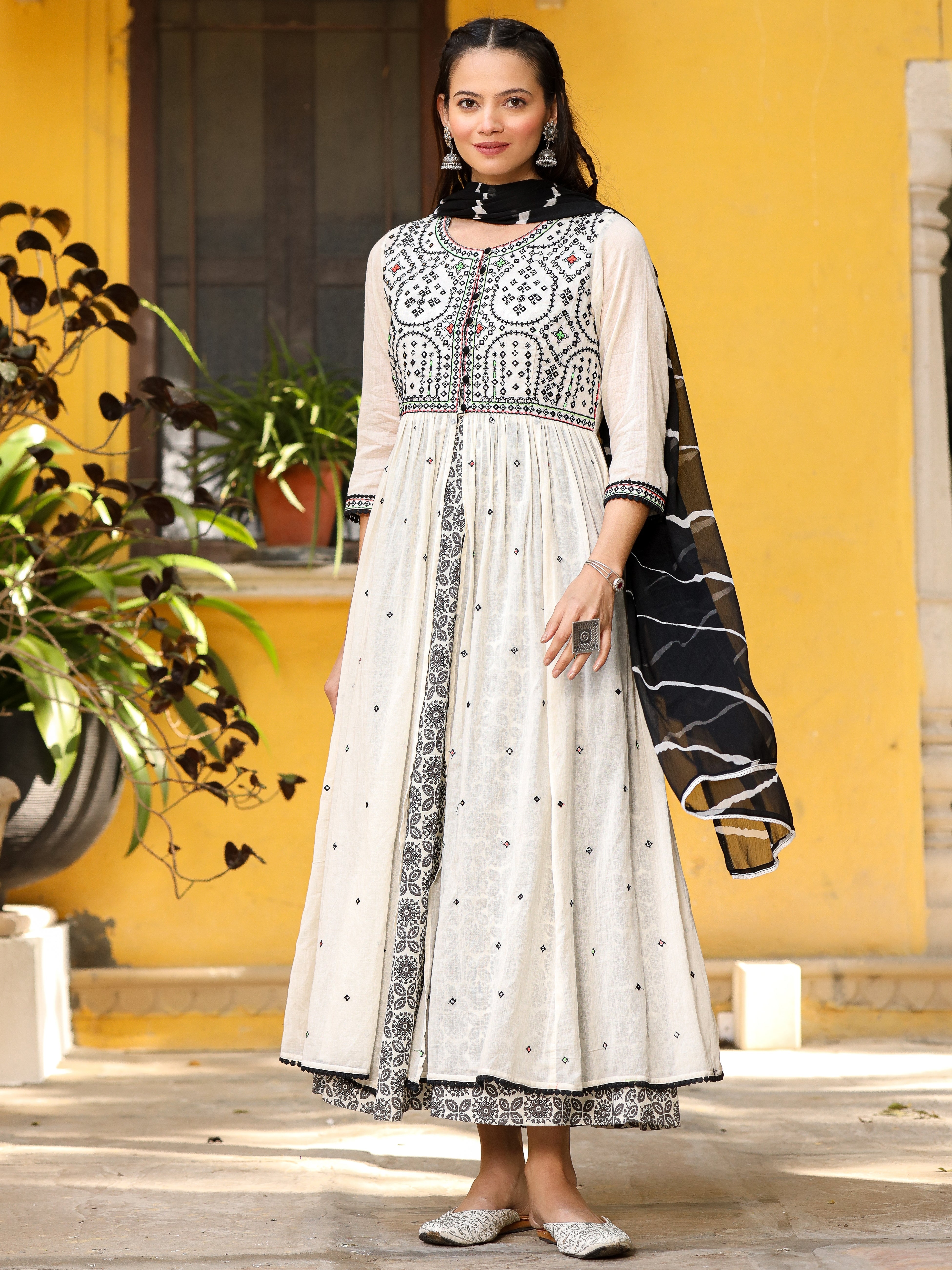 Juniper Off-White & Black Cotton Embroidered Anarkali Dress With Jacket & Tie-Dye Dupatta