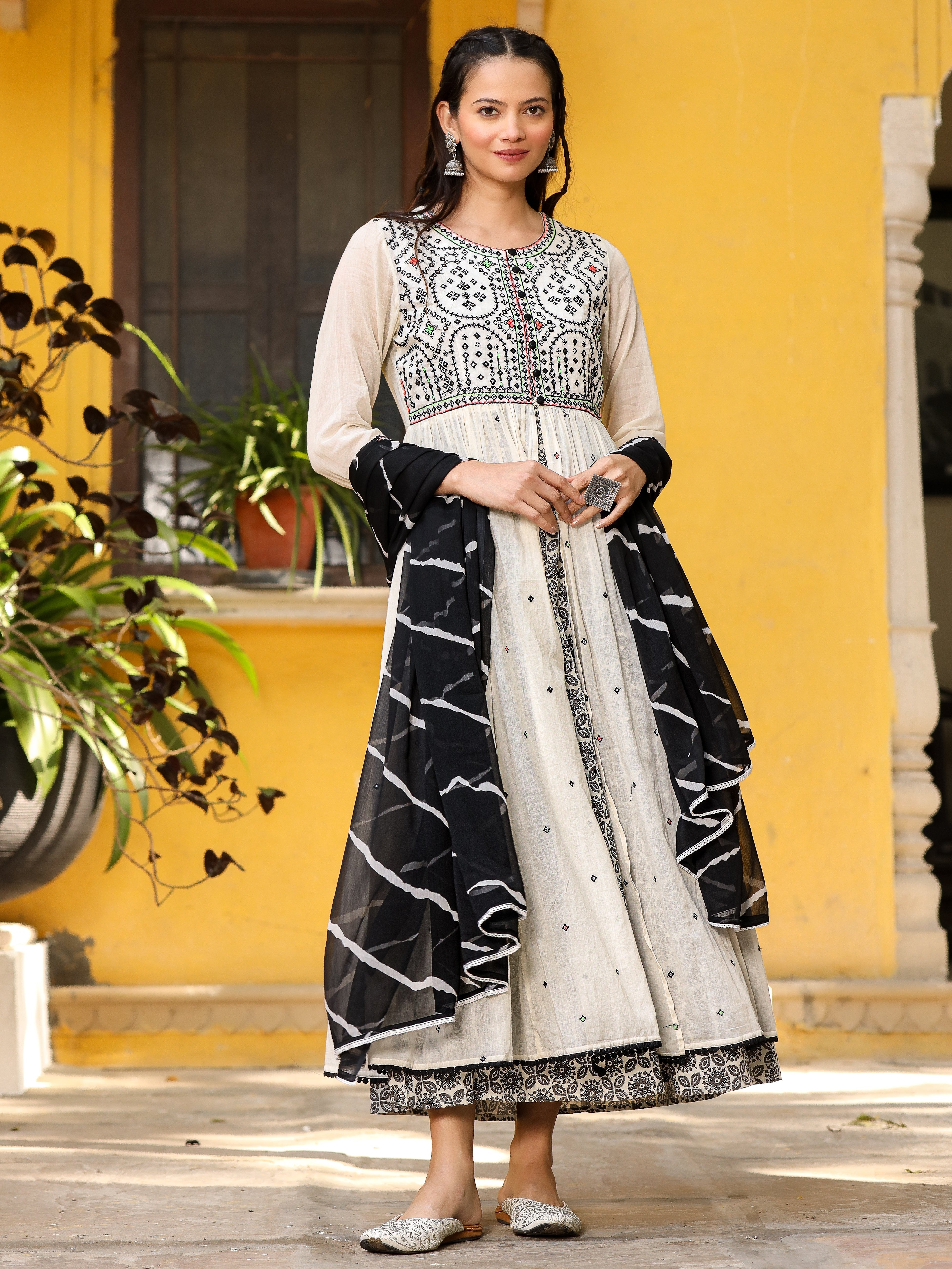 Juniper Off-White & Black Cotton Embroidered Anarkali Dress With Jacket & Tie-Dye Dupatta