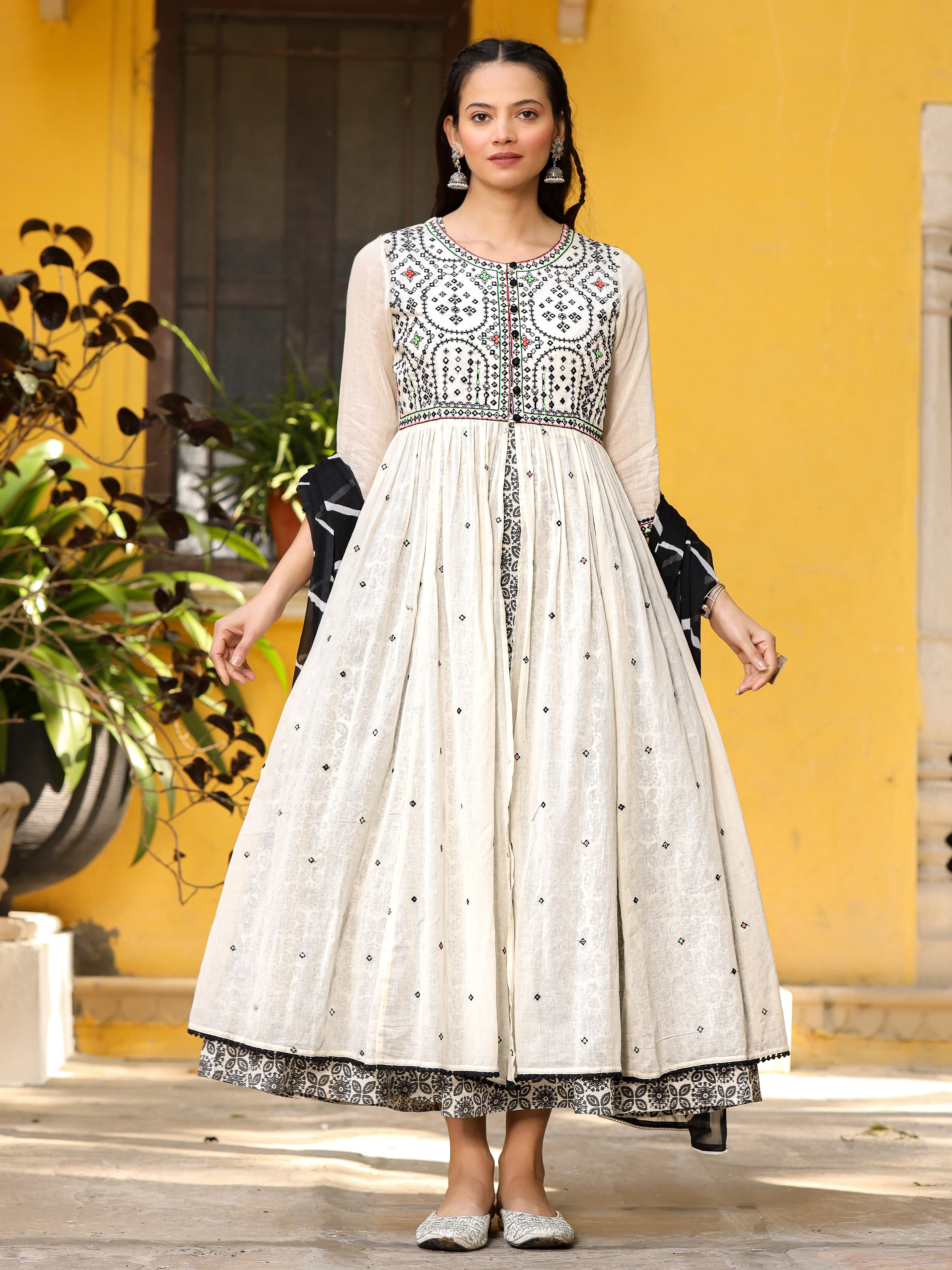 Juniper Off-White & Black Cotton Embroidered Anarkali Dress With Jacket & Tie-Dye Dupatta