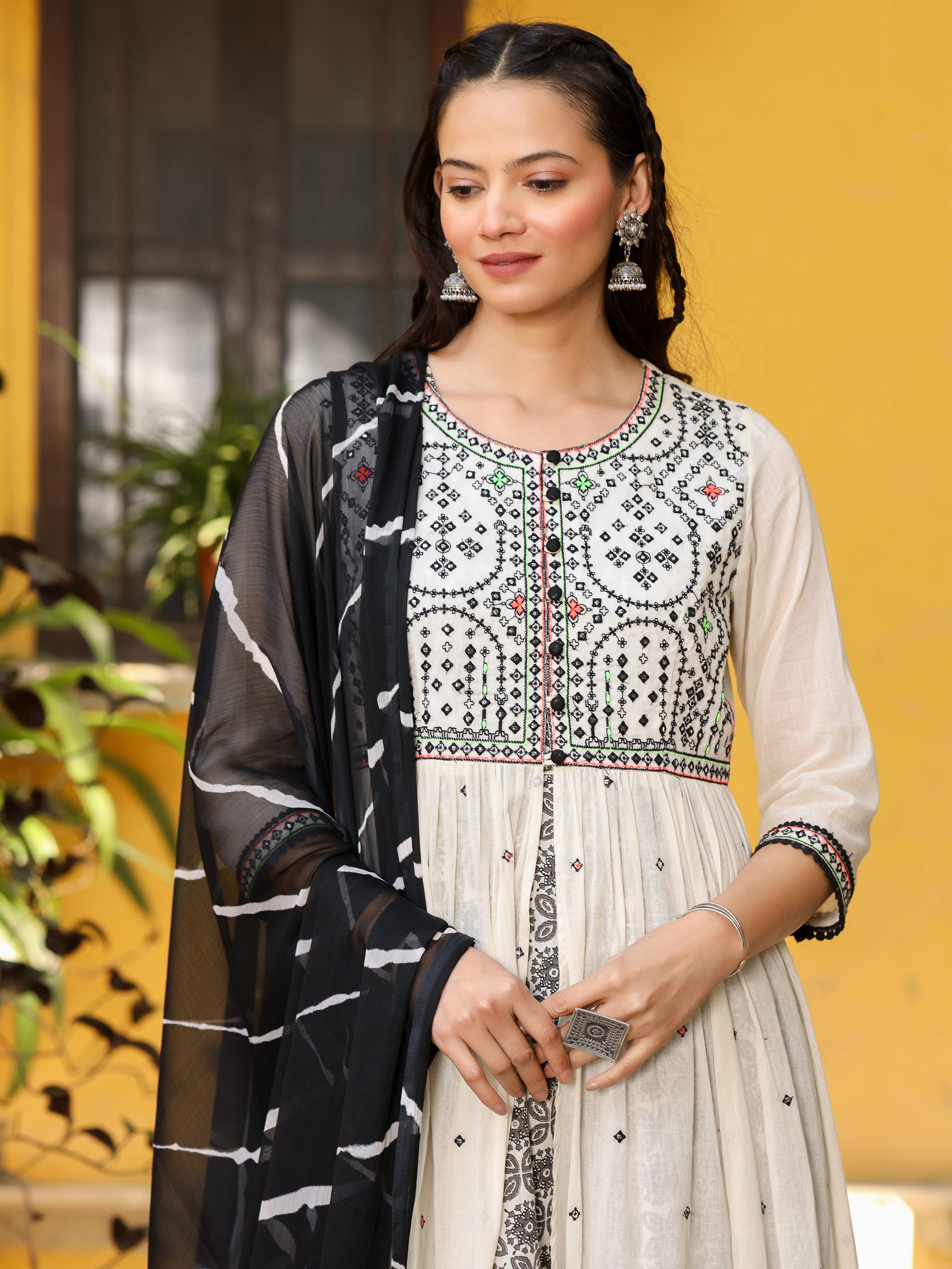 Juniper Off-White & Black Cotton Embroidered Anarkali Dress With Jacket & Tie-Dye Dupatta