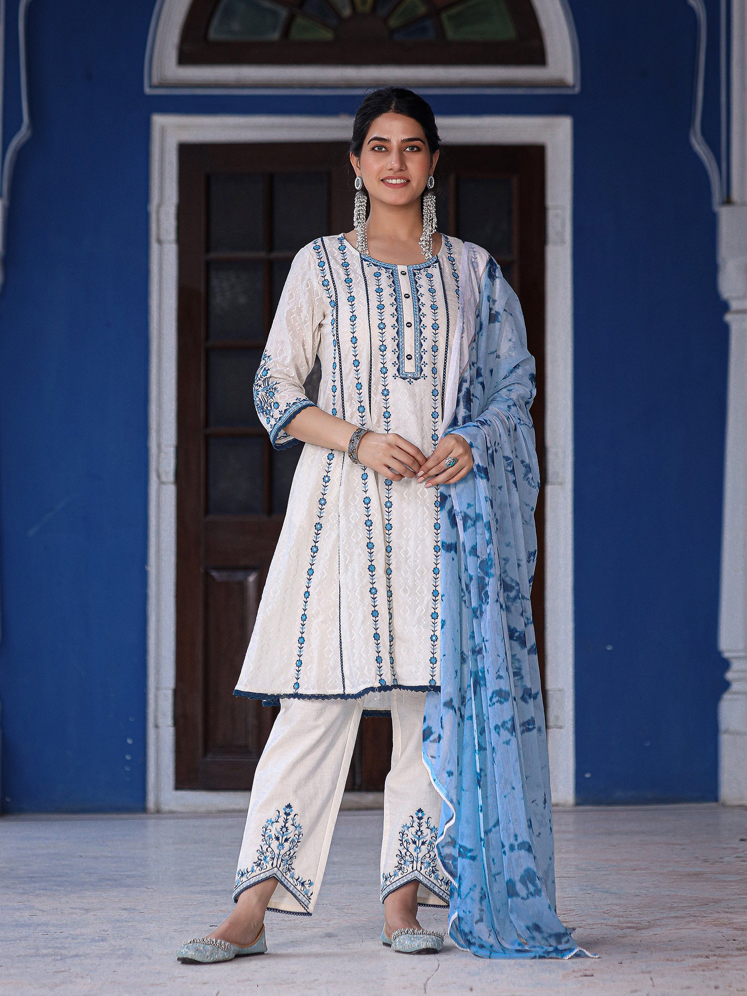 Juniper White & Blue Cotton Dobby Thread Embroidered Kurta With Pants Set With Chiffon Dupatta