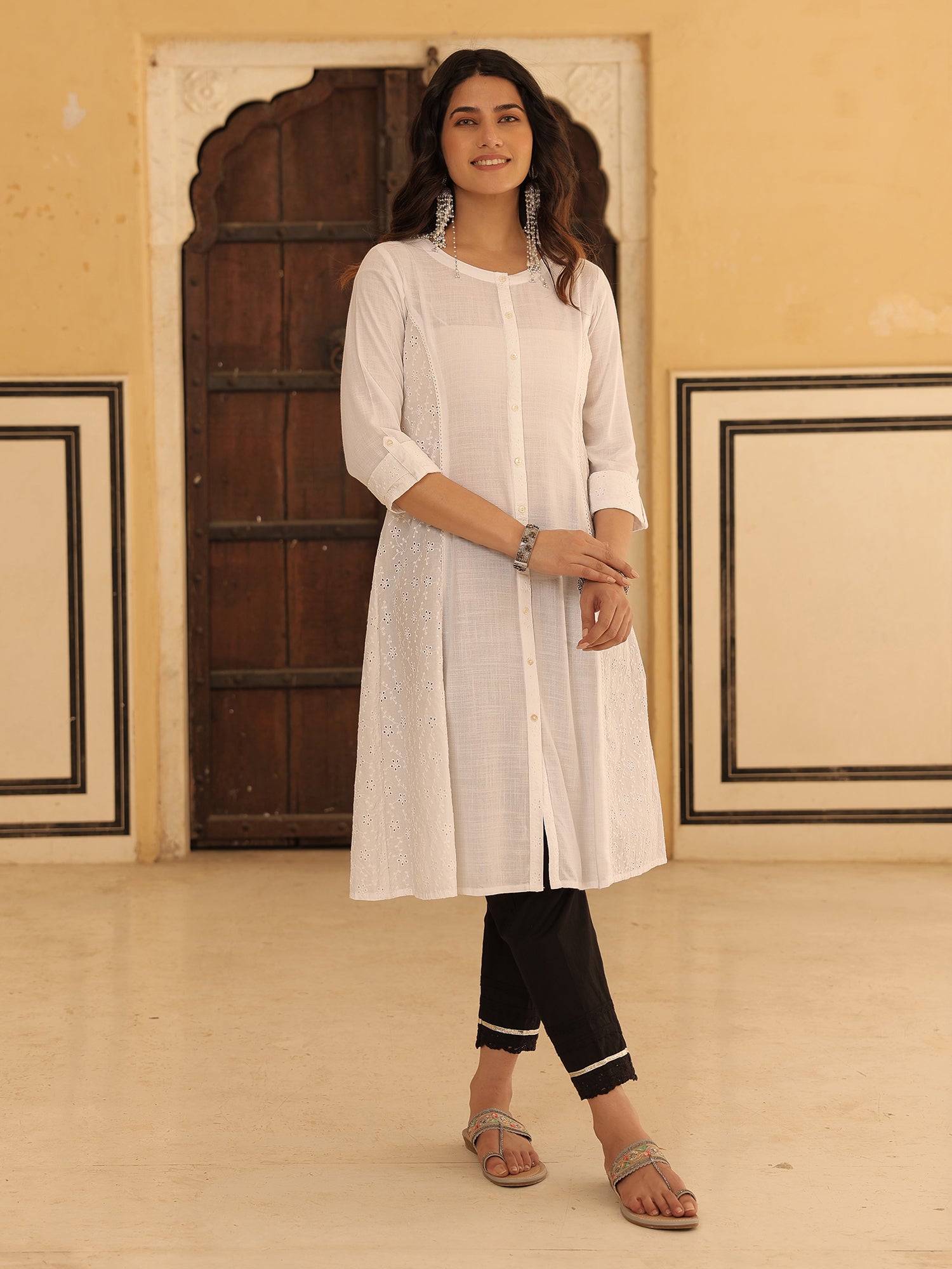 Juniper White Rayon Slub & Schiffli Soild A-Line Princess Cut Kurta