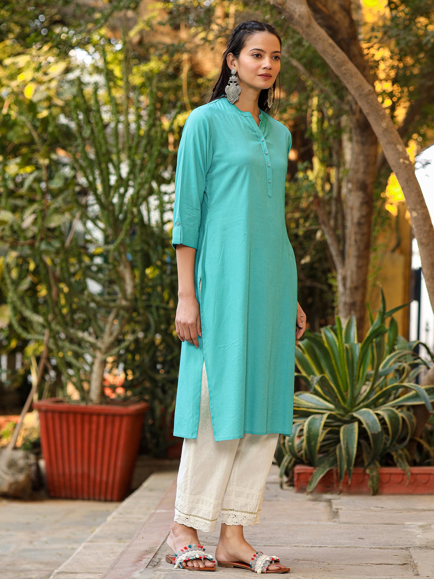 Juniper The Mishri Solid Teal Modal Rayon Kurta