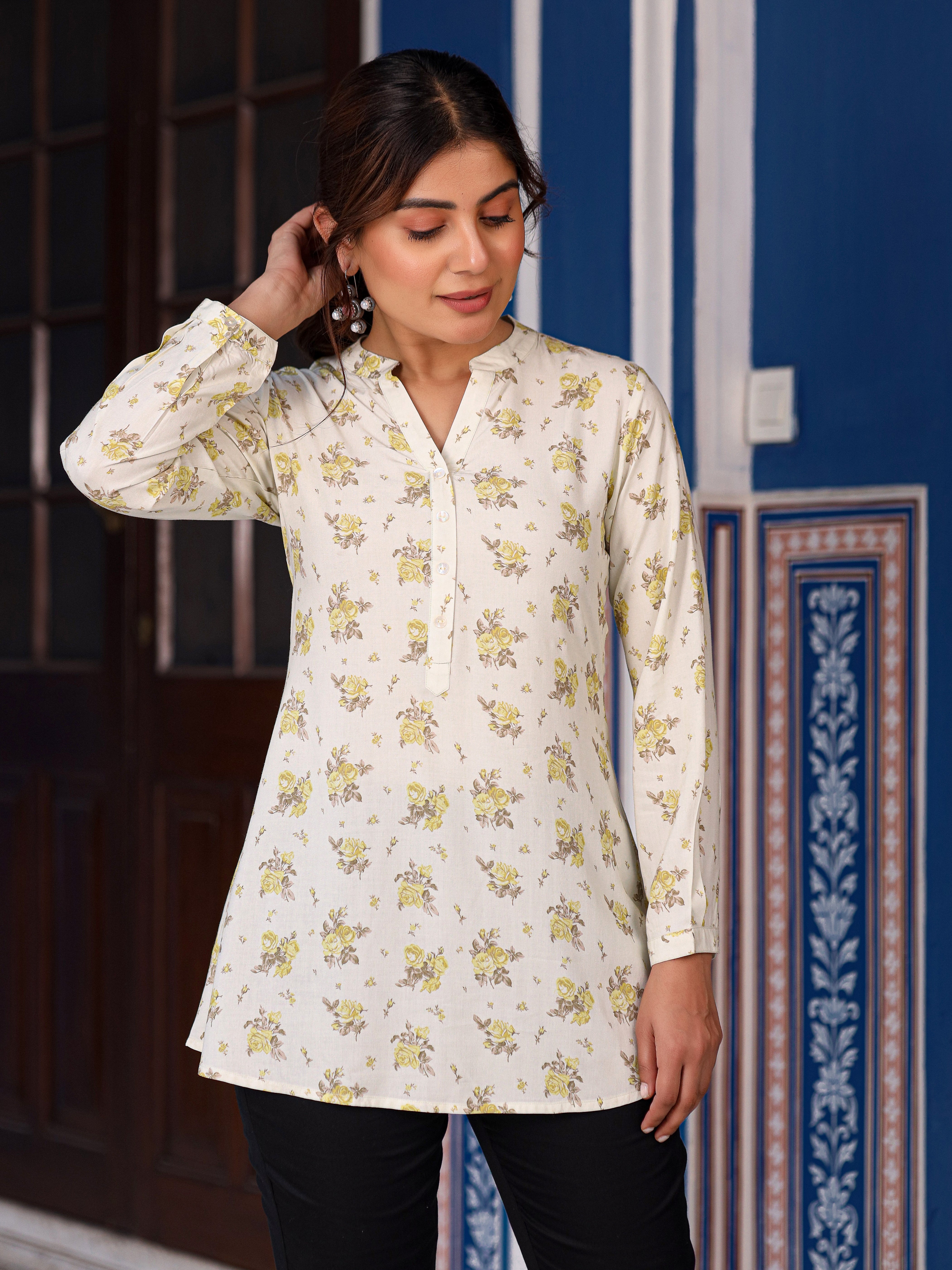 Women's Pista Green Floral Printed Liva Rayon Tunic