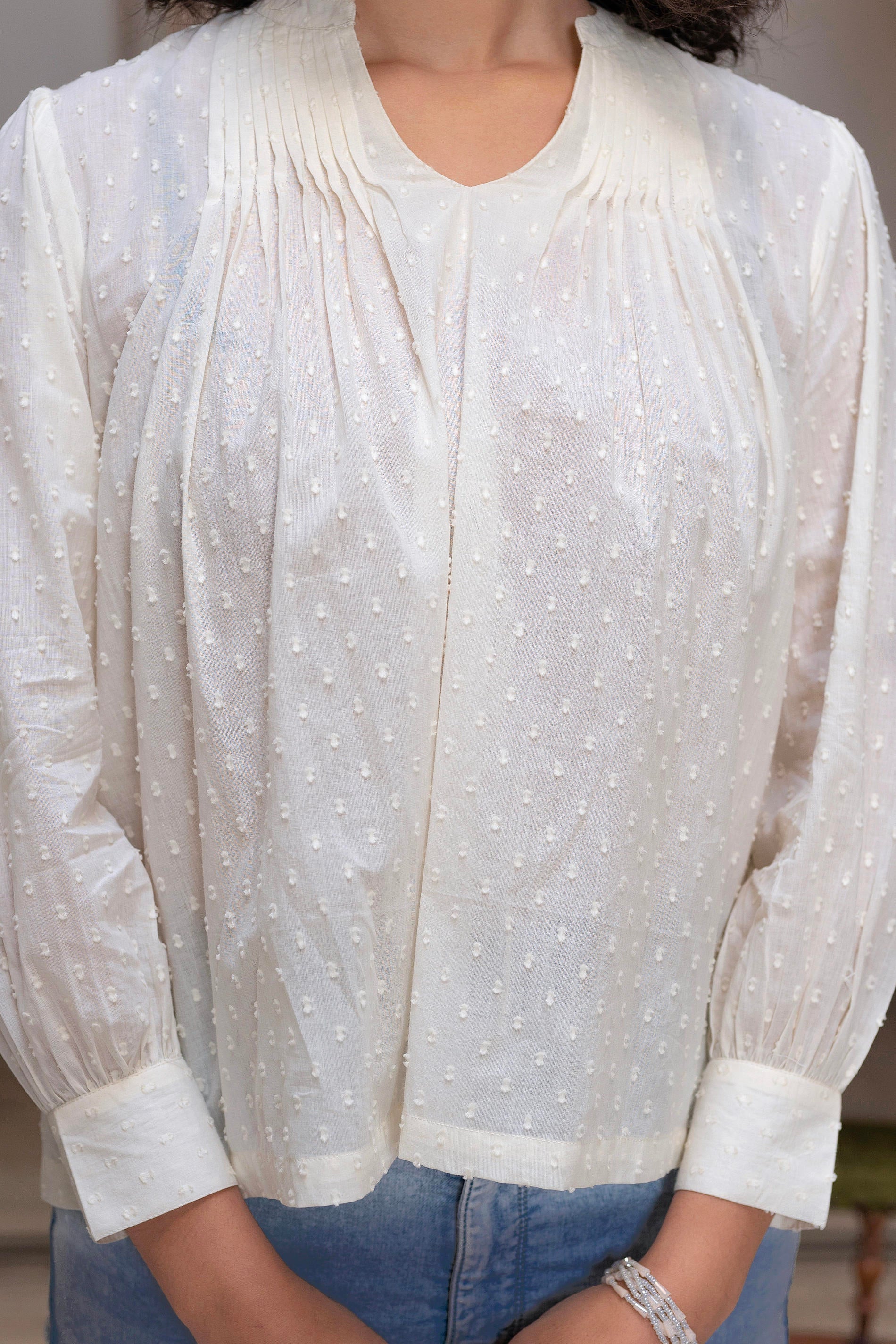 White Textured Dobby Weave Casual Top with Balloon Sleeves