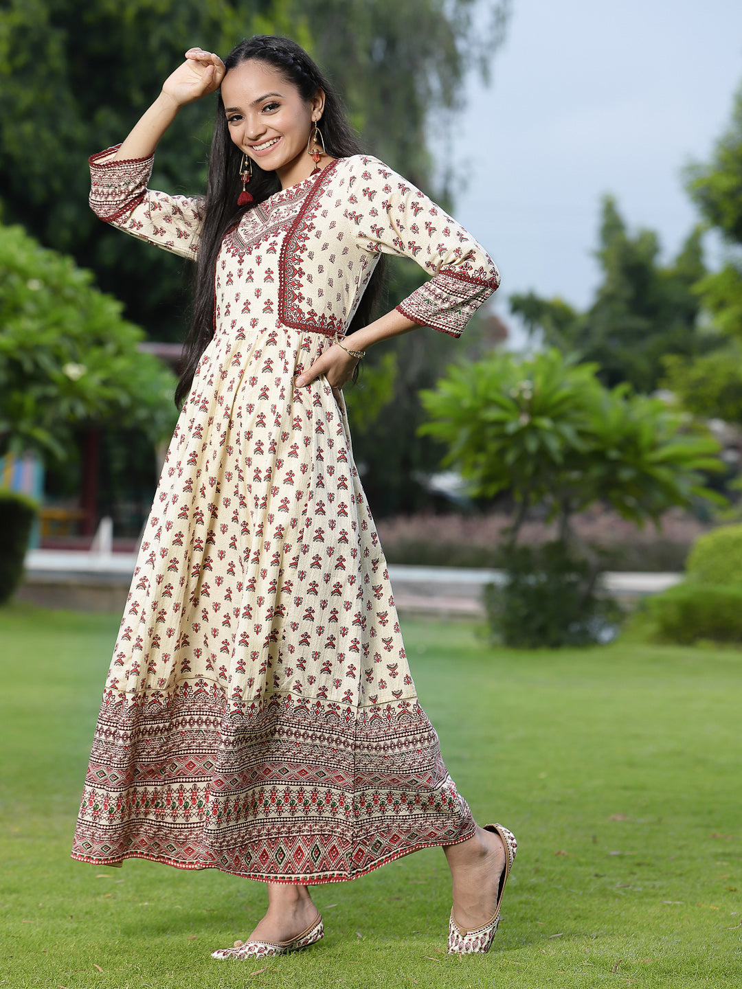 Juniper Women's Cream Cambric Floral Print Anarkali Kurta Dress With Mask