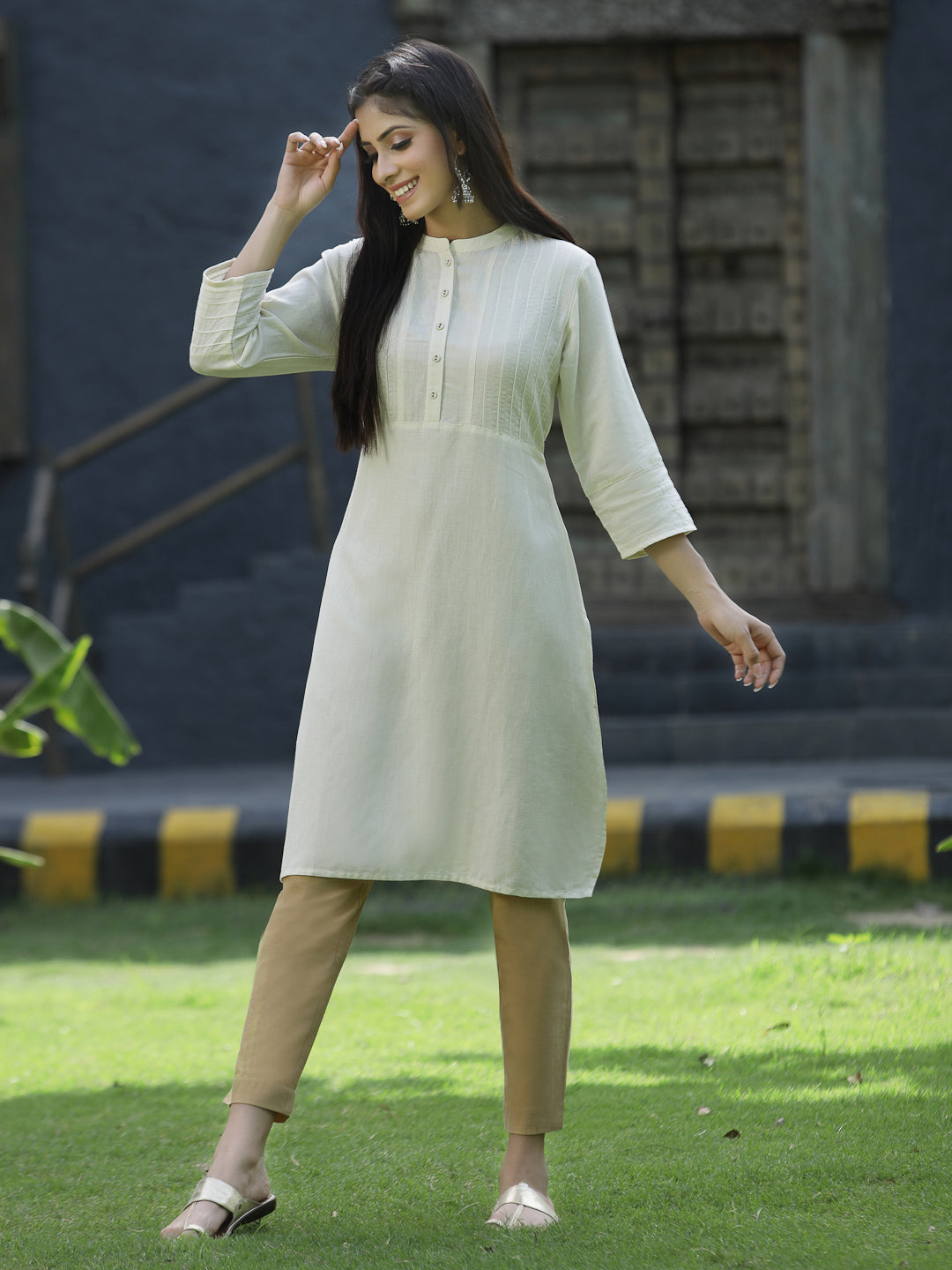 Juniper Ivory Rayon Festive Solid Straight Kurta For Women