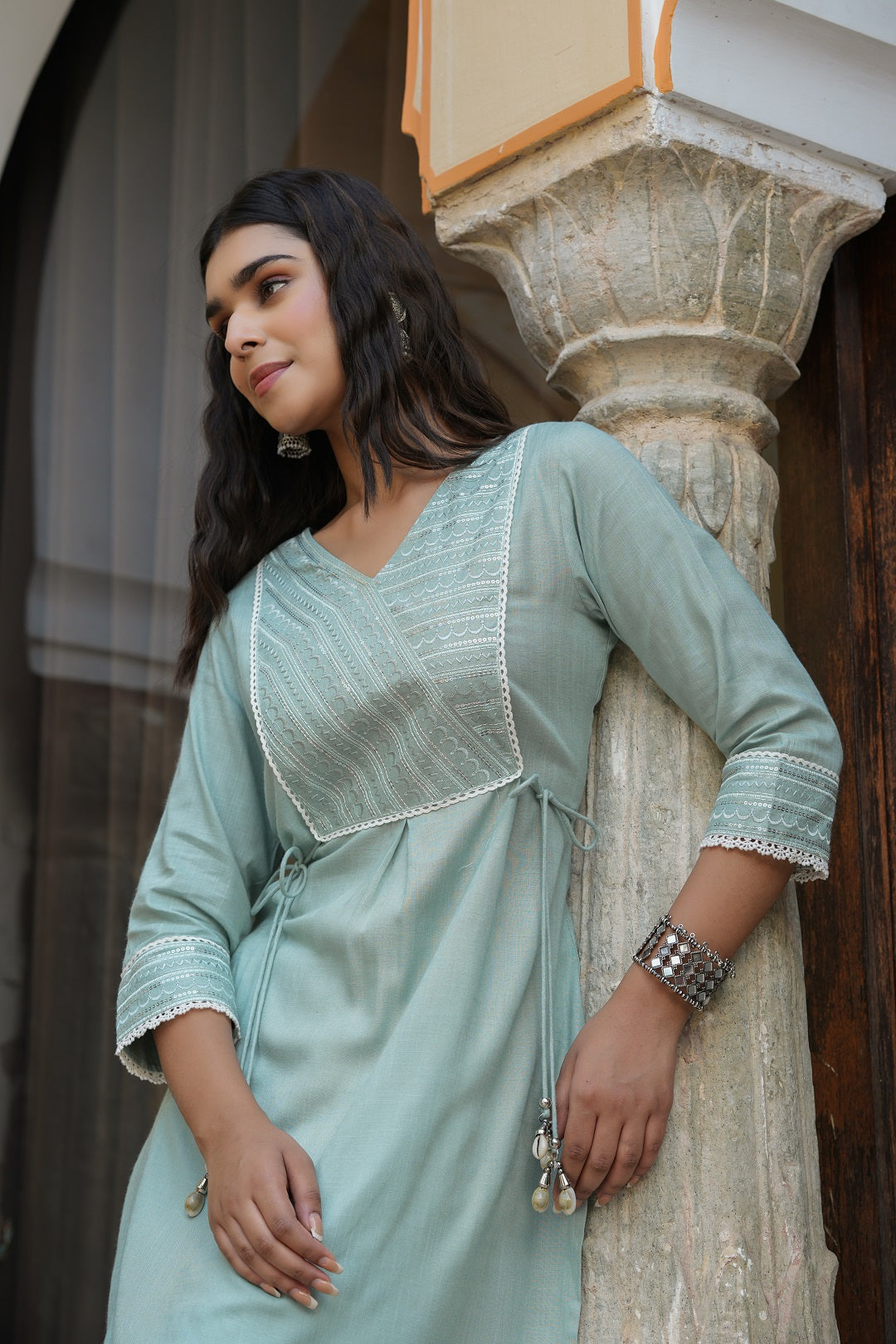 Juniper Women's Mint blue Rayon Slub Solid Embroidered Stright Kurta
