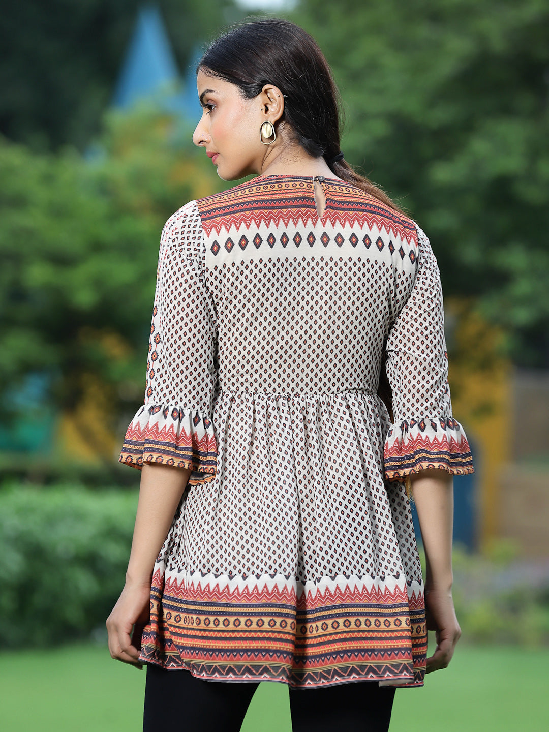 Juniper Women's Ivory Georgette Geometric Printed Tunic
