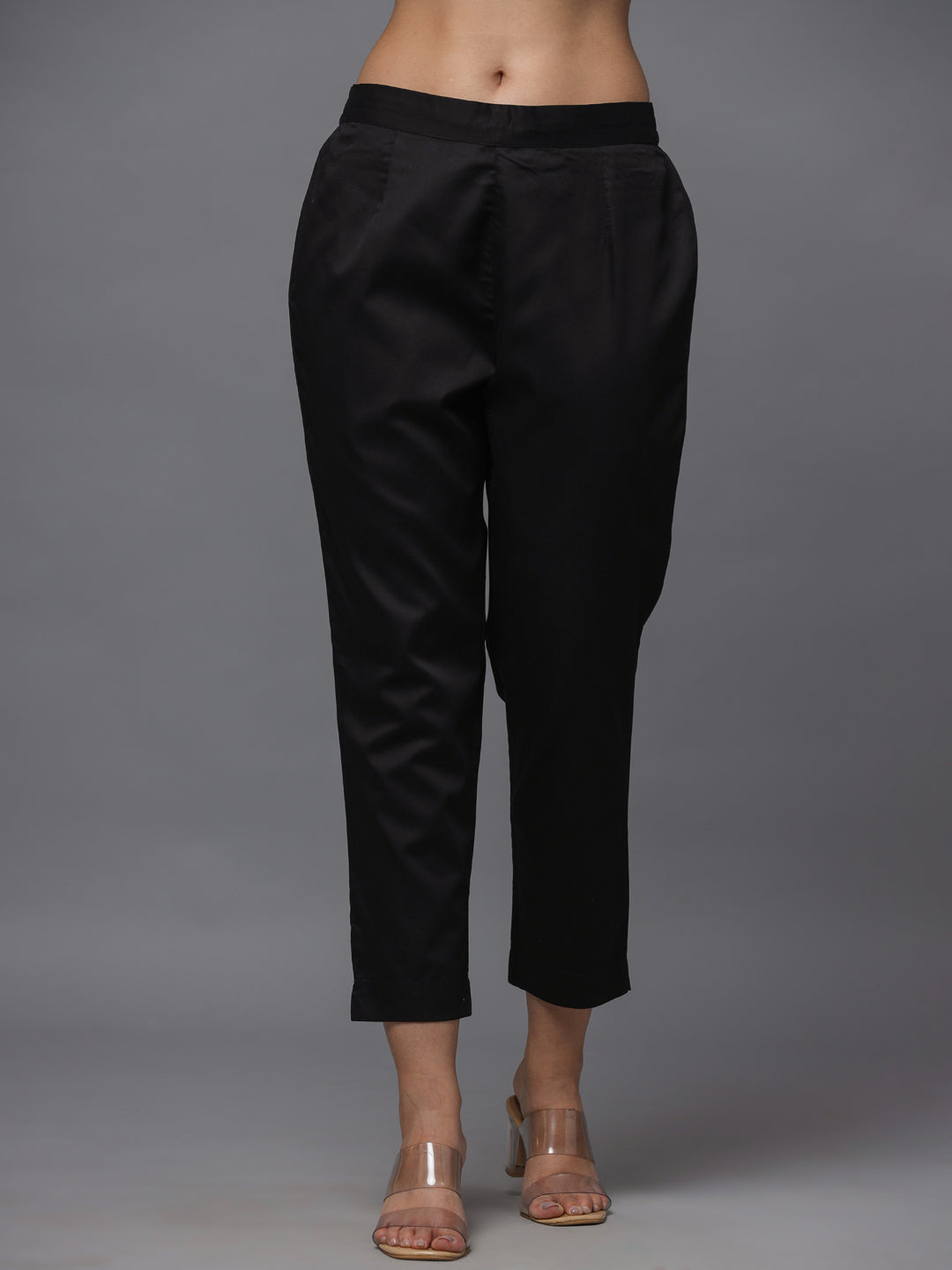 Juniper Women's Black Solid Stright Slim Pant
