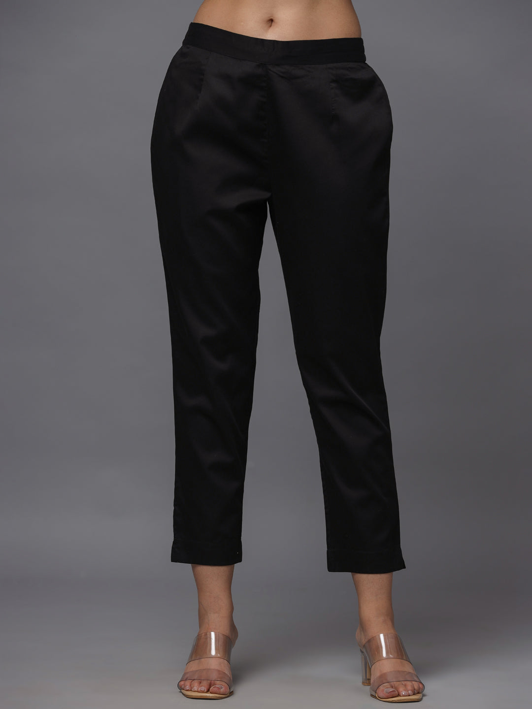 Juniper Women's Black Solid Stright Slim Pant