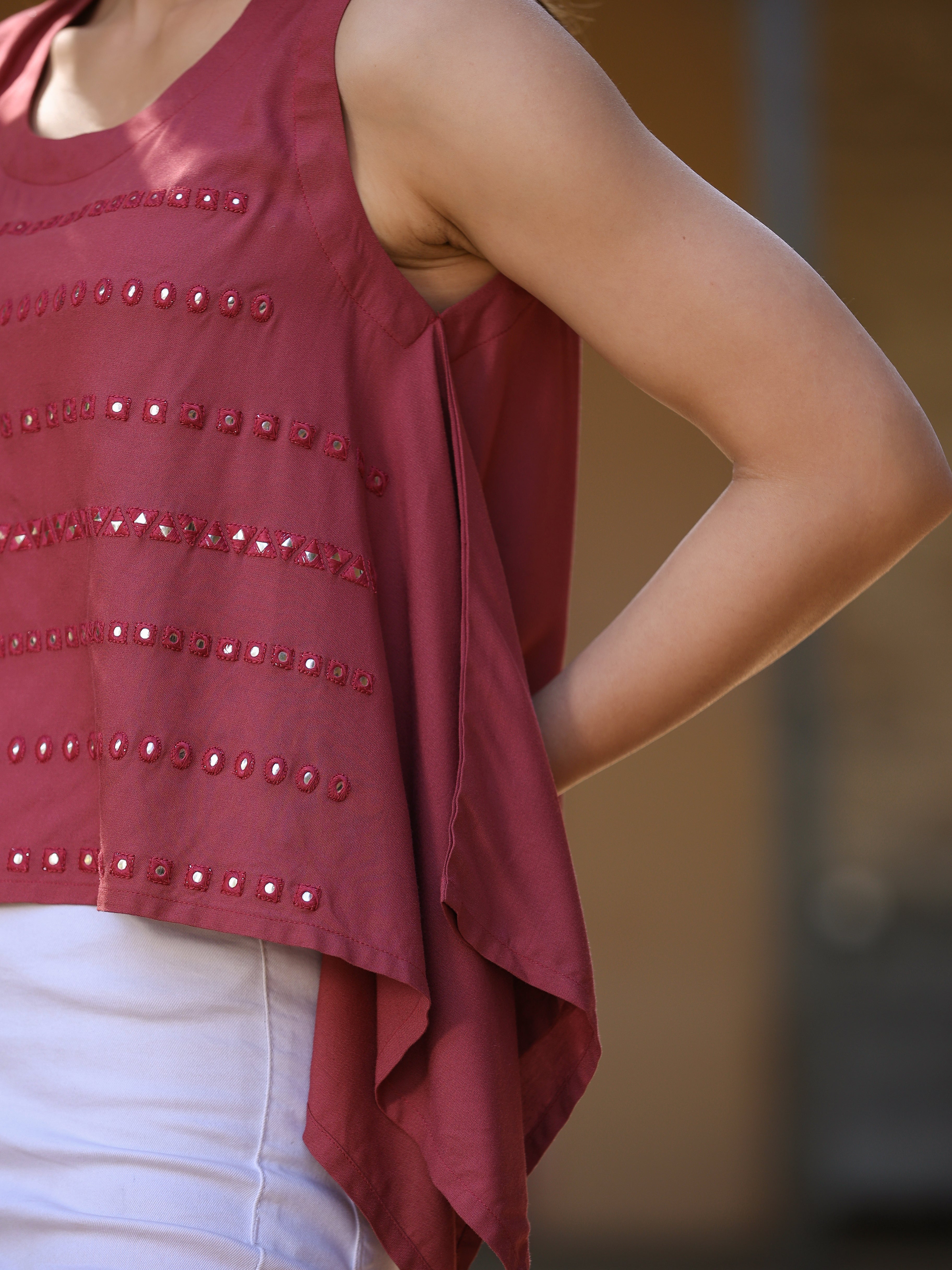 Juniper Women Rust Rayon Staple Embroidered Sleeveless Top