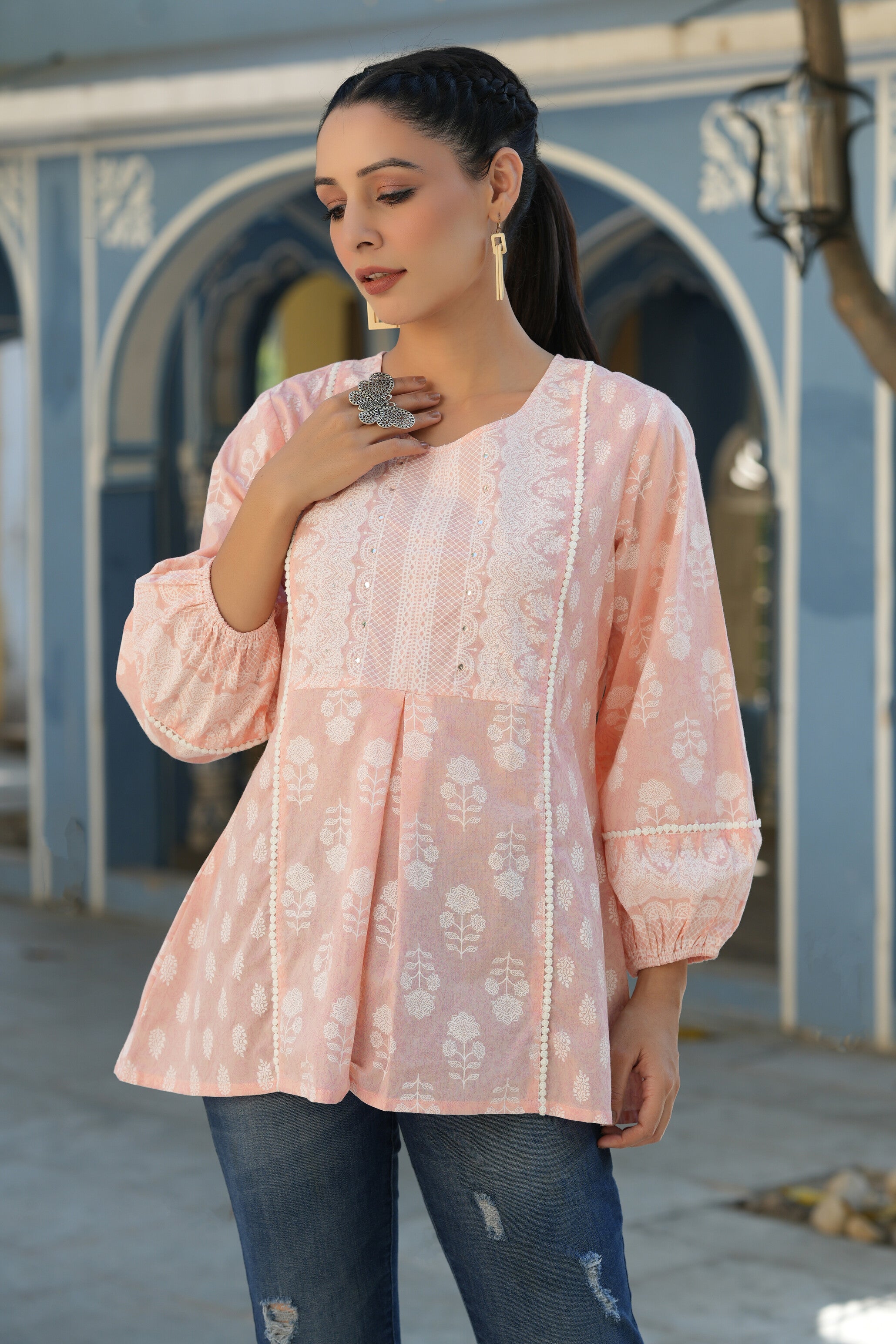 Juniper Women's Peach Cambric Placement Floral Printed Tunic