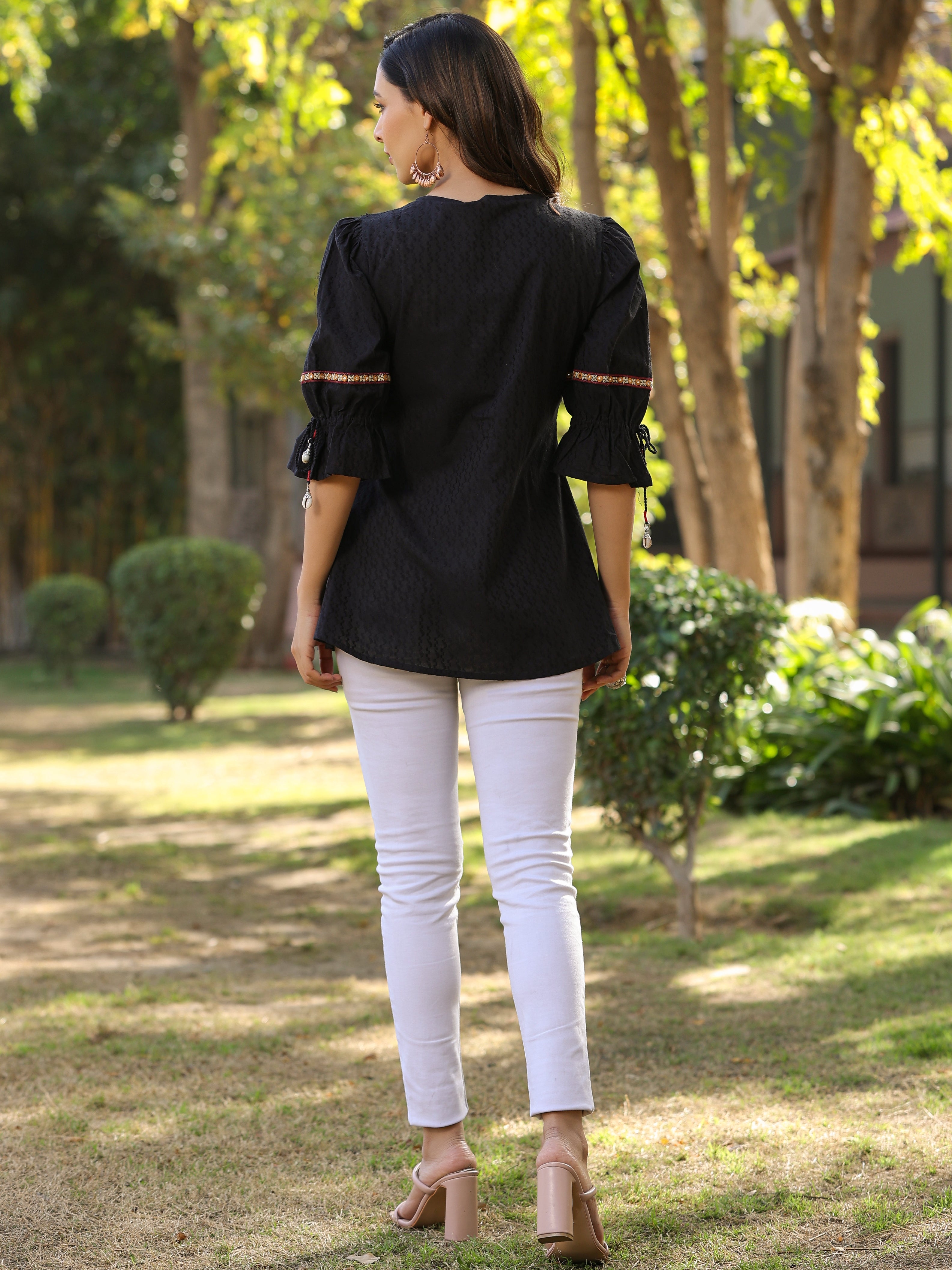 Juniper Women's Black Cotton Solid With Embroidered Straight Tunic