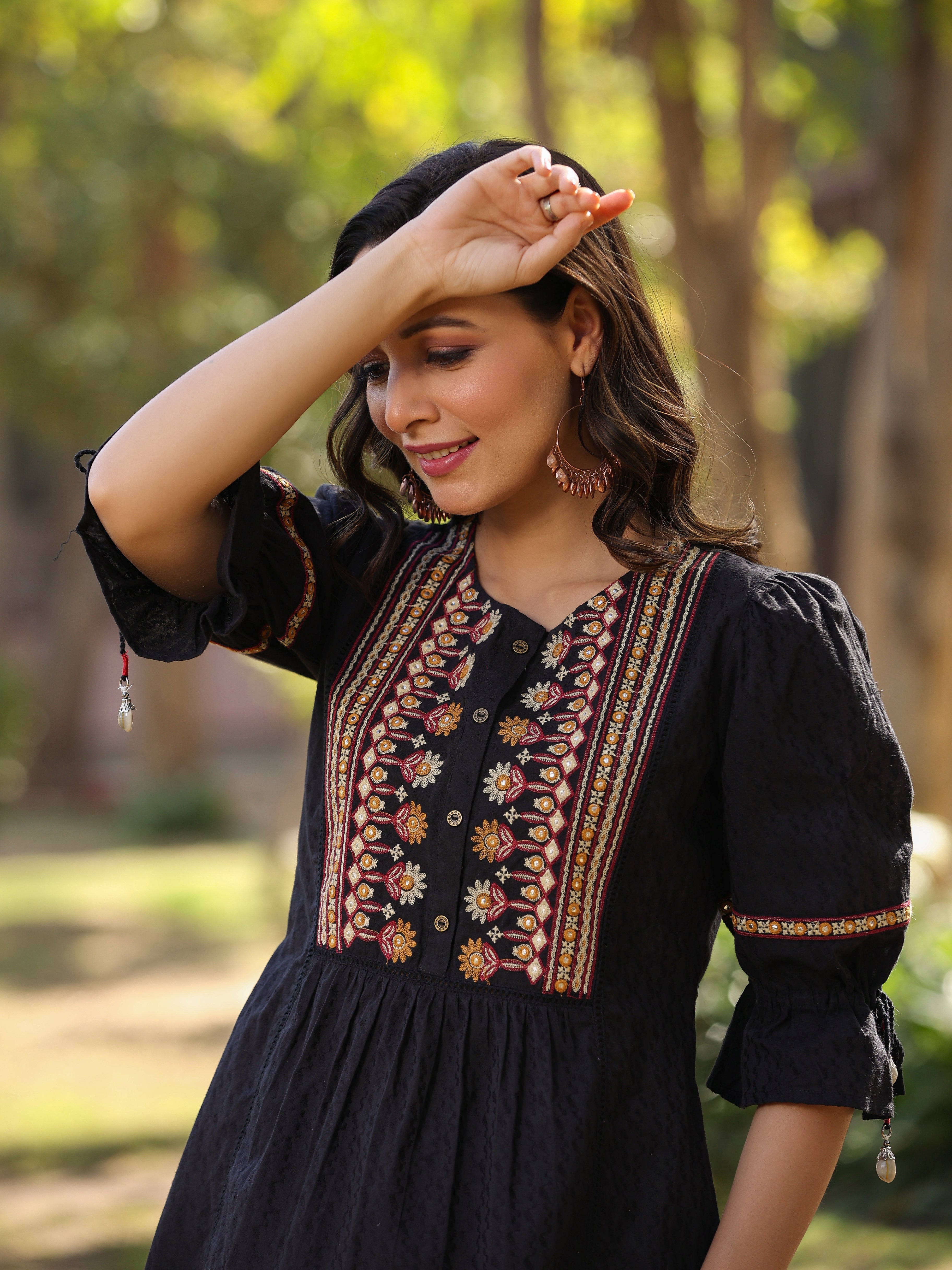 Juniper Women's Black Cotton Solid With Embroidered Straight Tunic