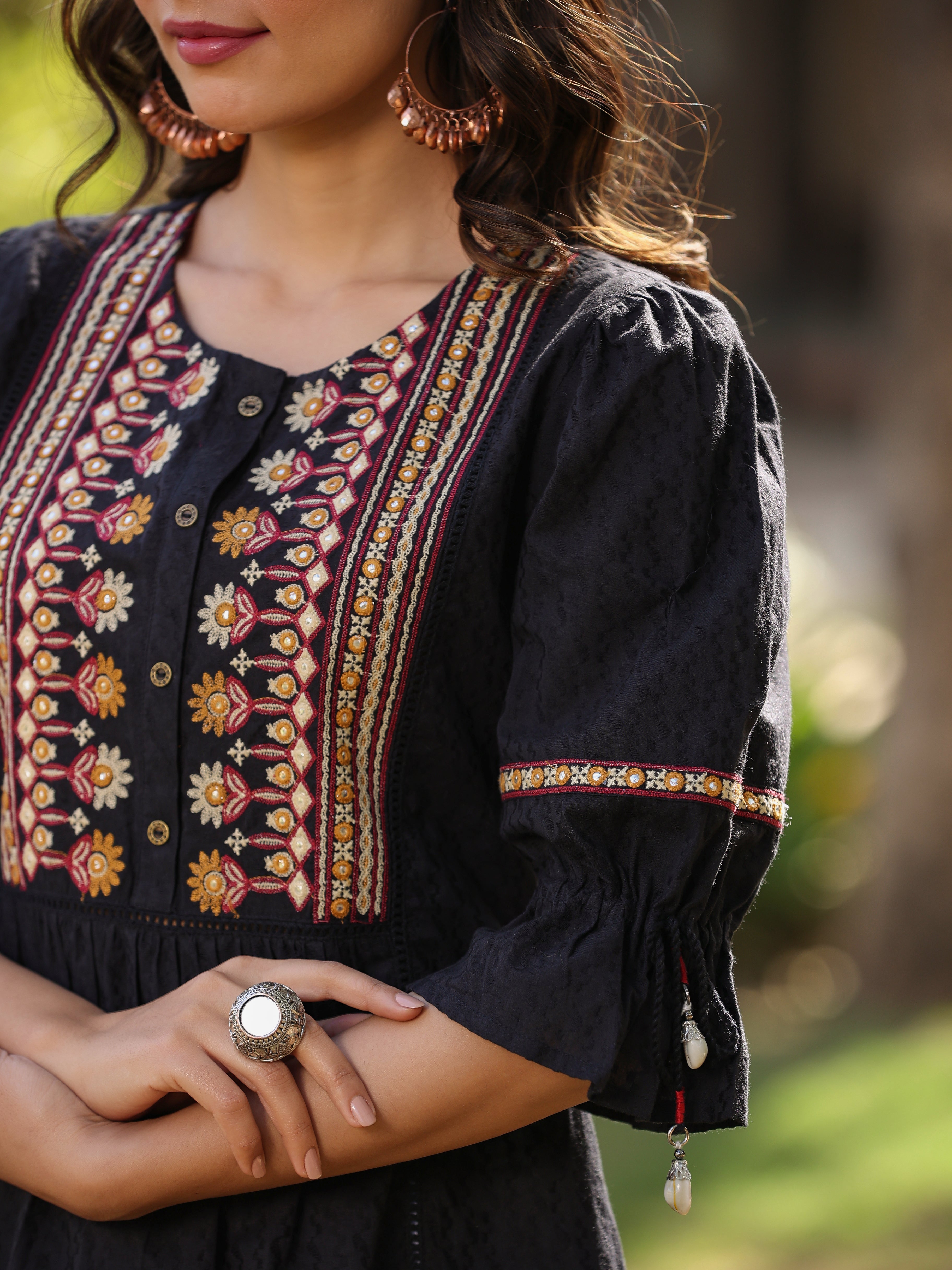 Juniper Women's Black Cotton Solid With Embroidered Straight Tunic
