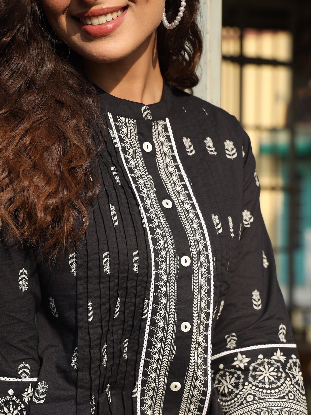 Juniper Women’s Black Cambric Floral Printed Tunic