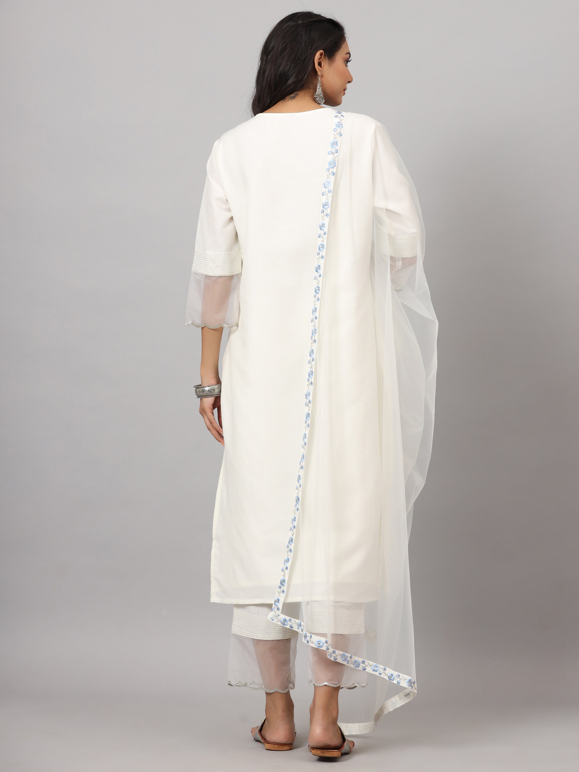 Juniper Women White Chinnon Solid Embroidered Kurta Set