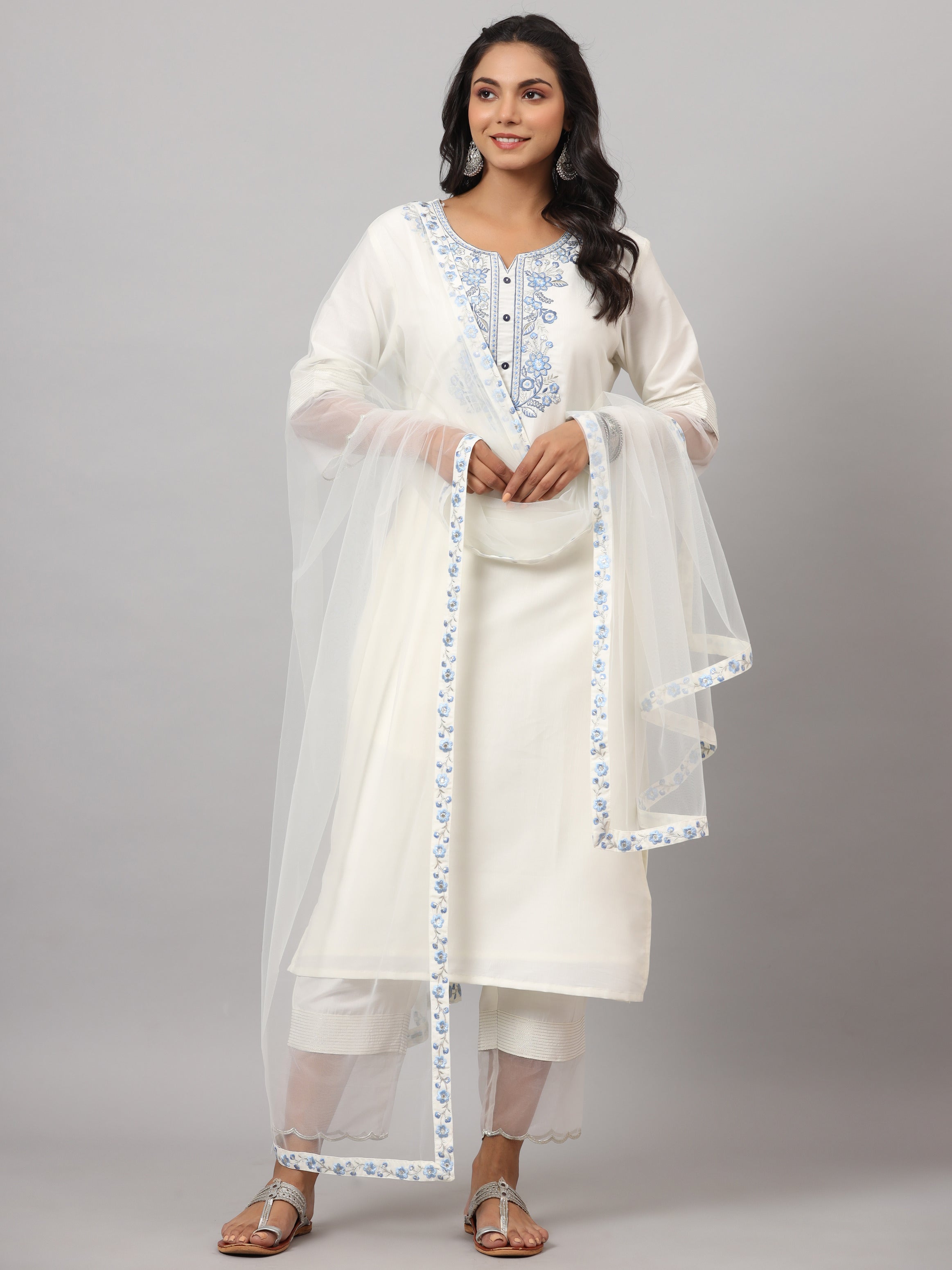 Juniper Women White Chinnon Solid Embroidered Kurta Set
