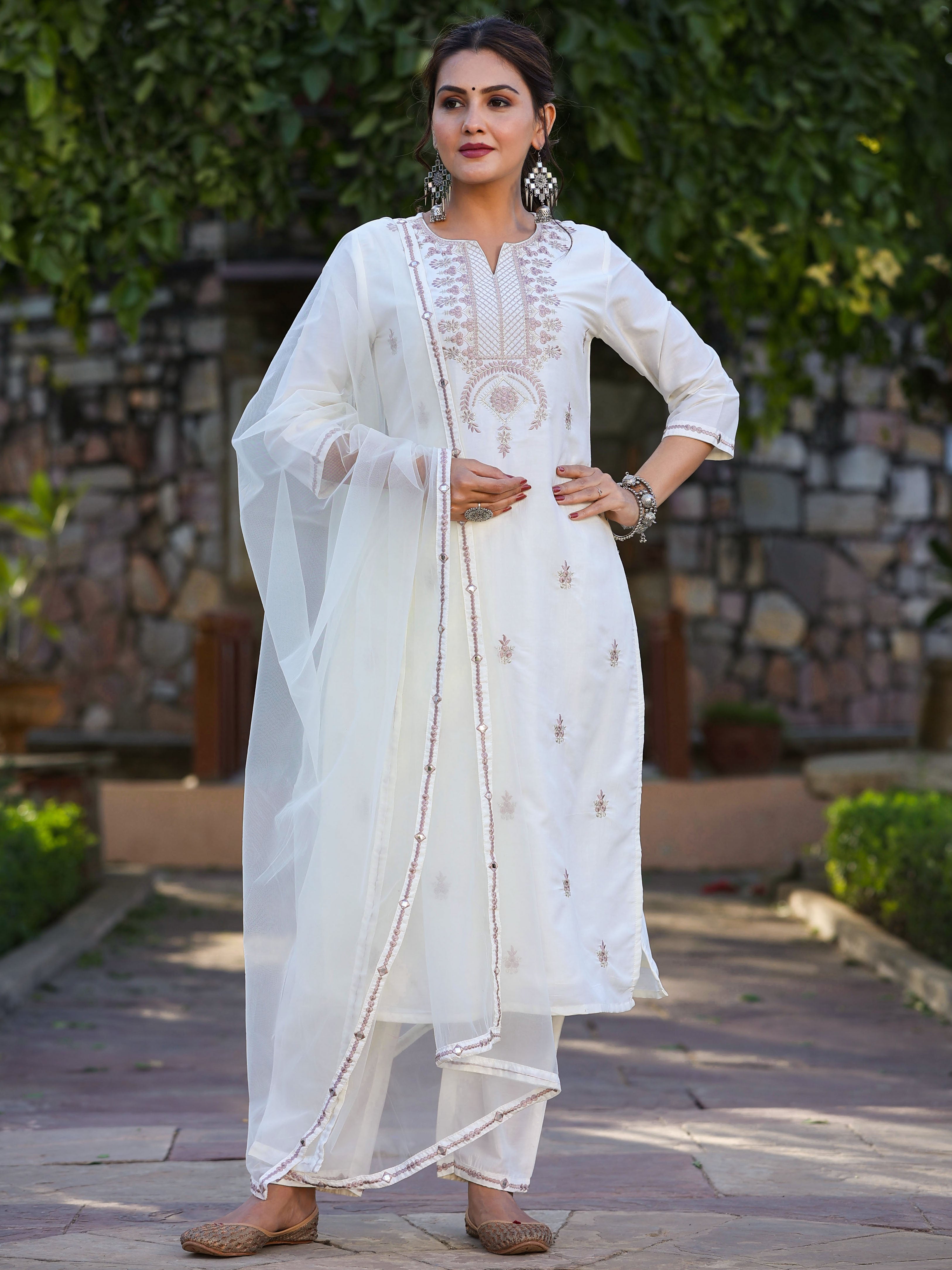 Juniper Women’s Off-White Chinnon Embroidered Kurta Pant Dupatta Set