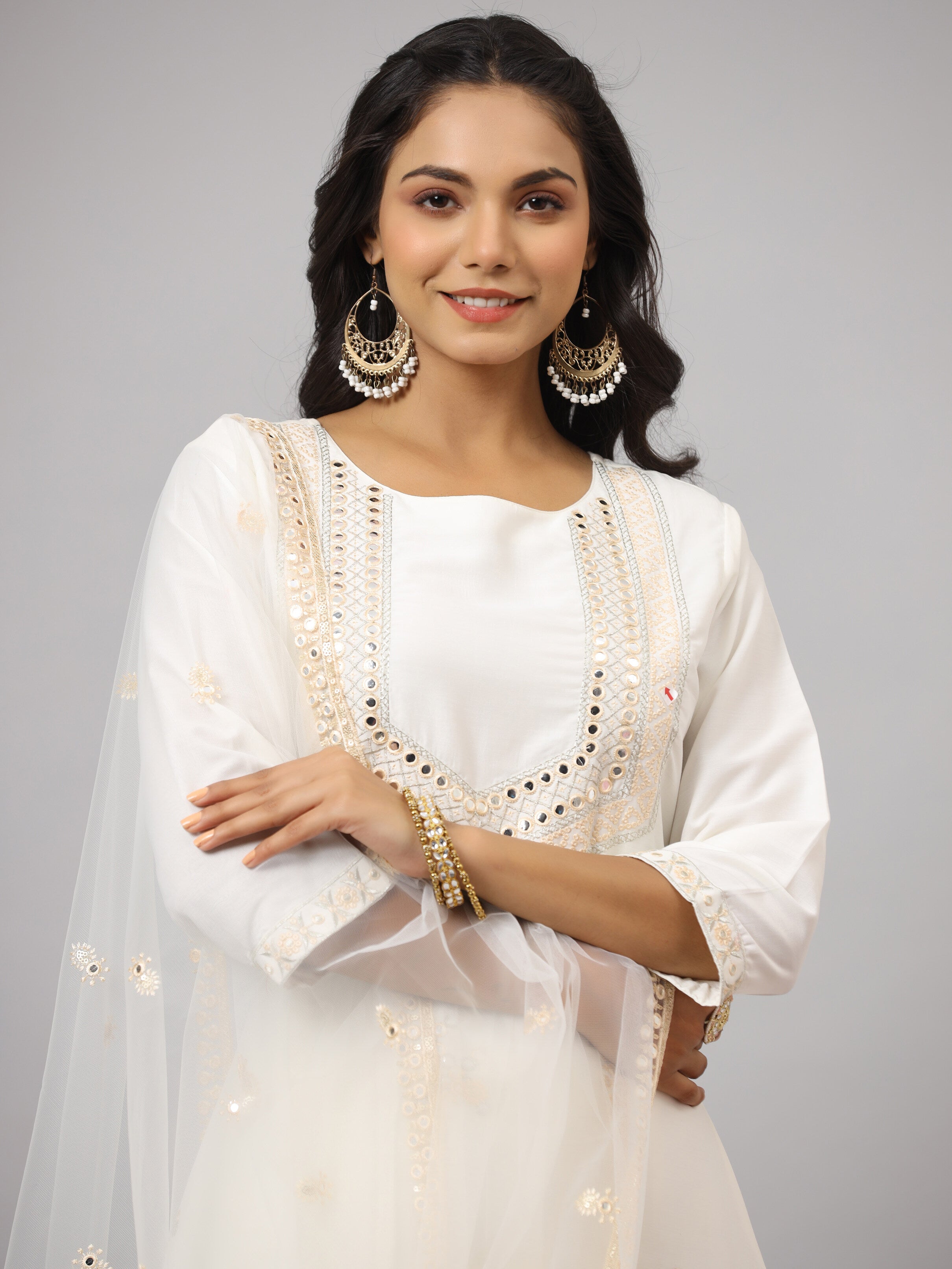 Juniper Women White Chinnon Solid Embroidered Kurta Set